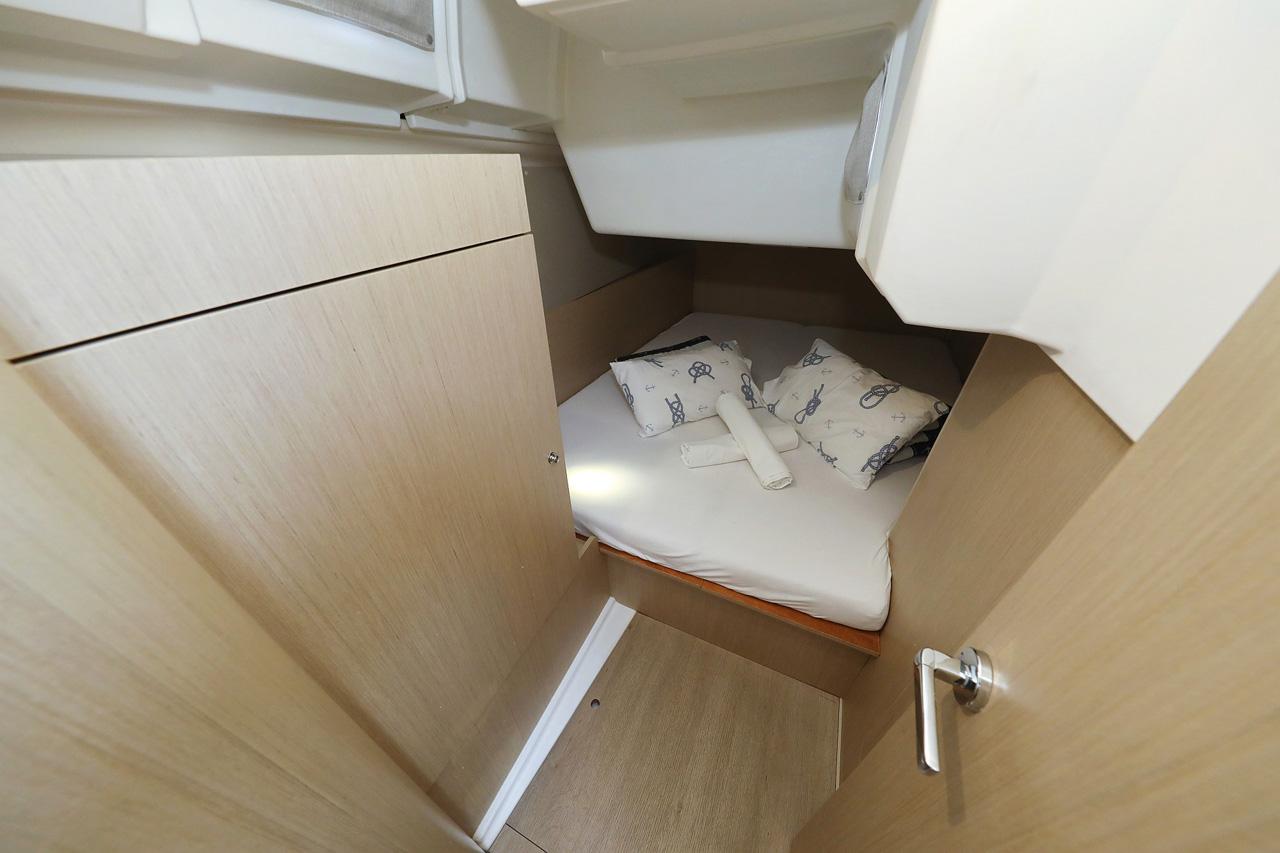 Oceanis 38.1, picture 20