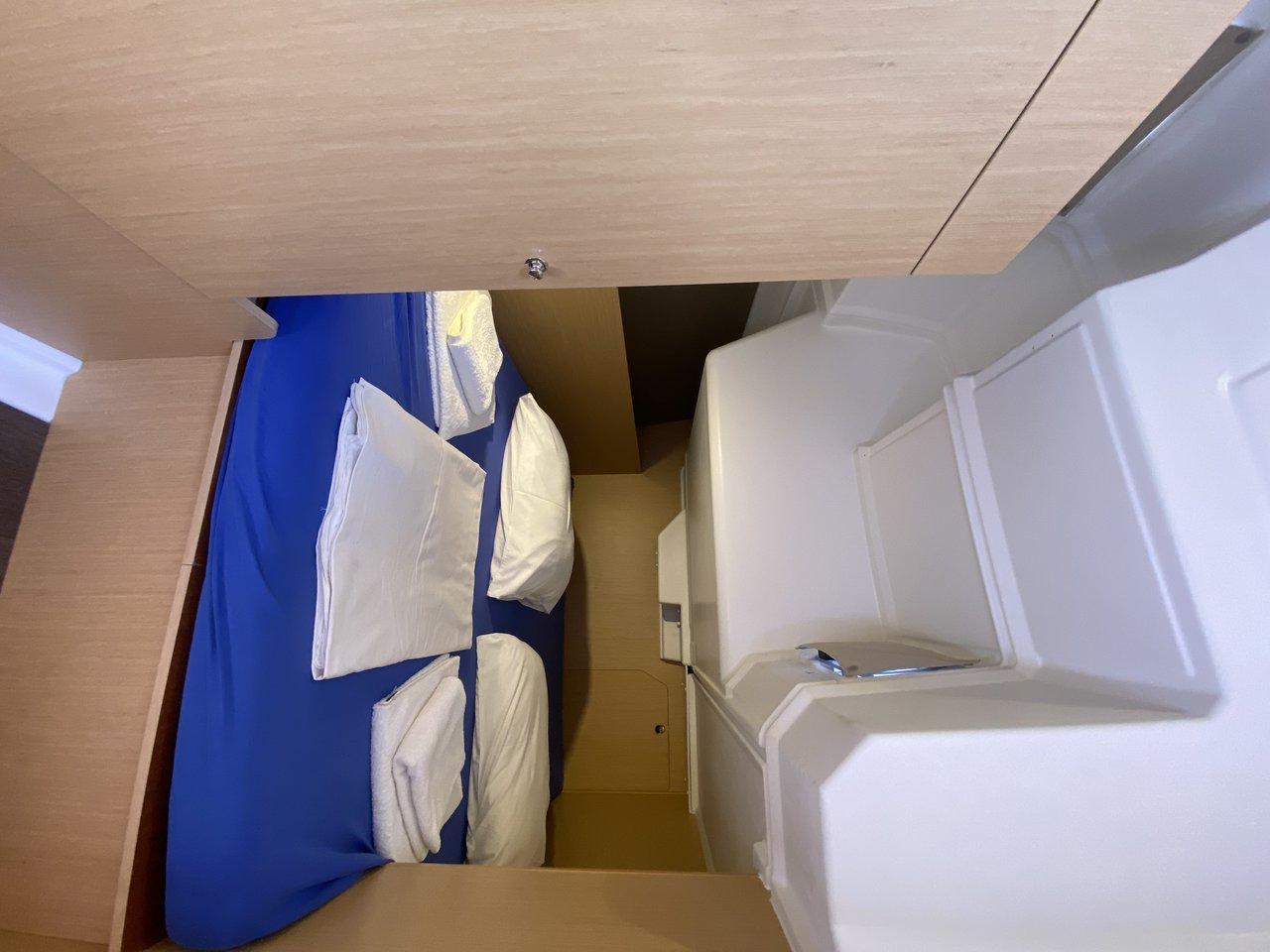 Oceanis 38 - 3 cab. - Solar, picture 12