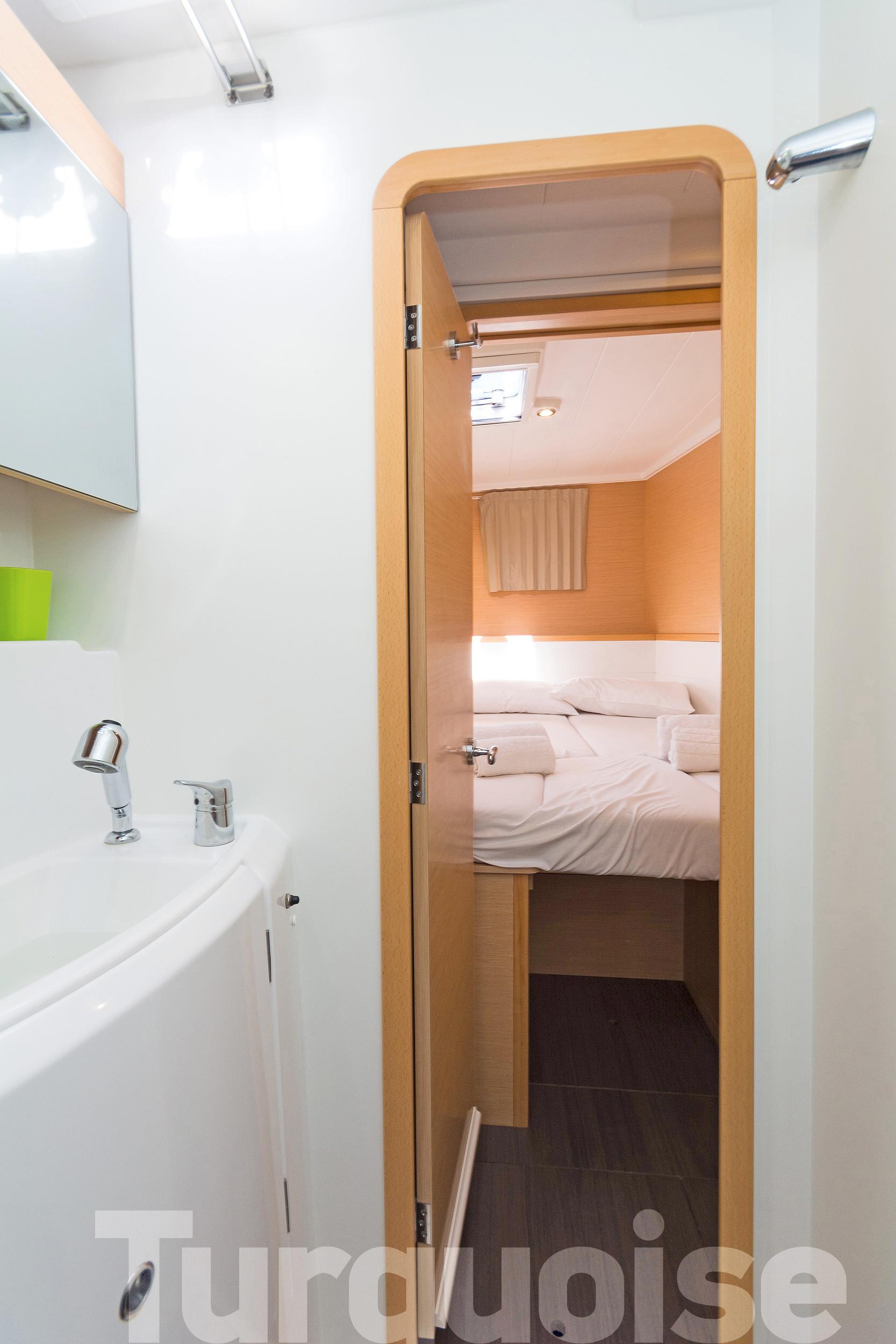 Lagoon 400 S2 - 4 + 2 cab. - Turquoise, picture 15