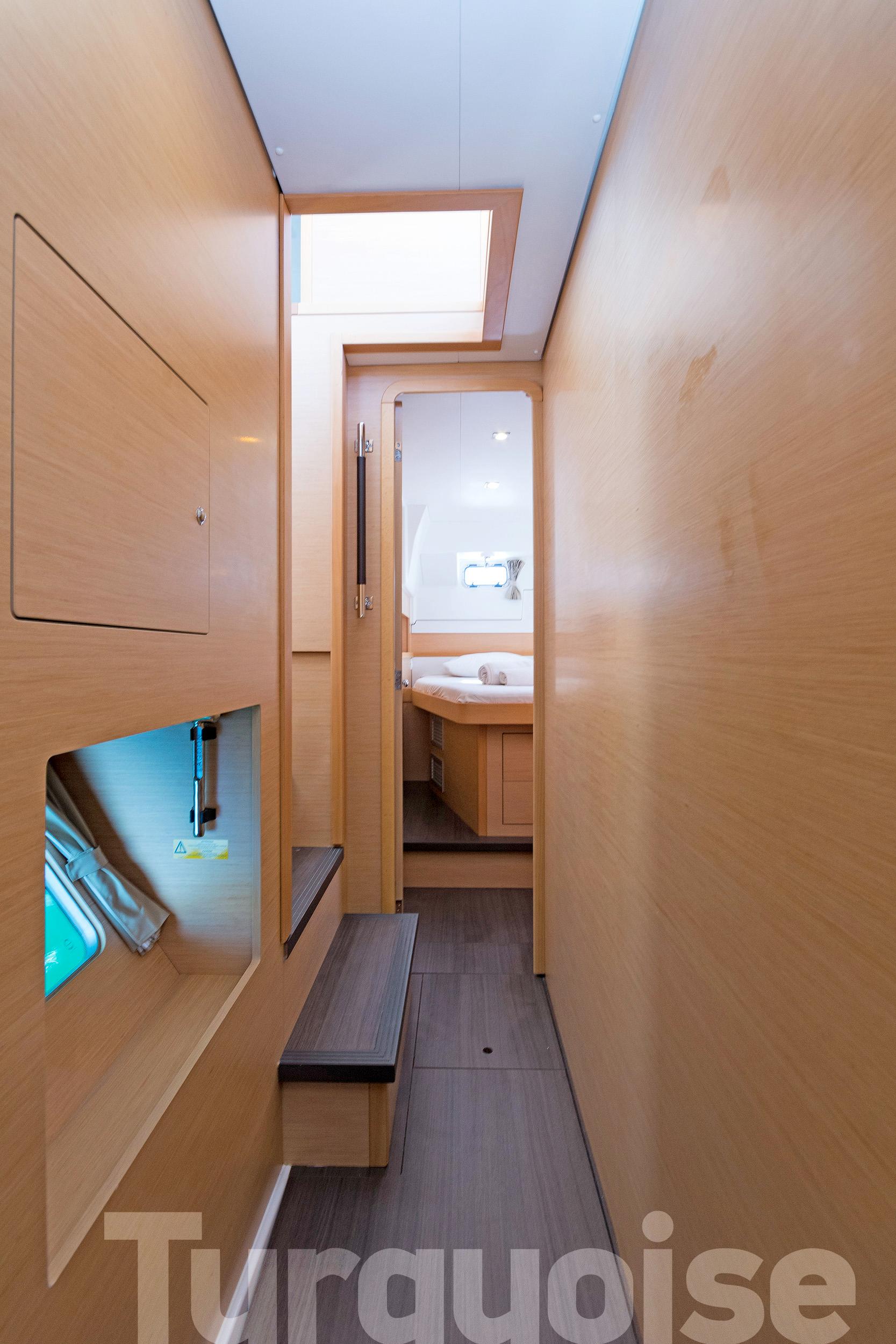 Lagoon 400 S2 - 4 + 2 cab. - Turquoise, picture 9