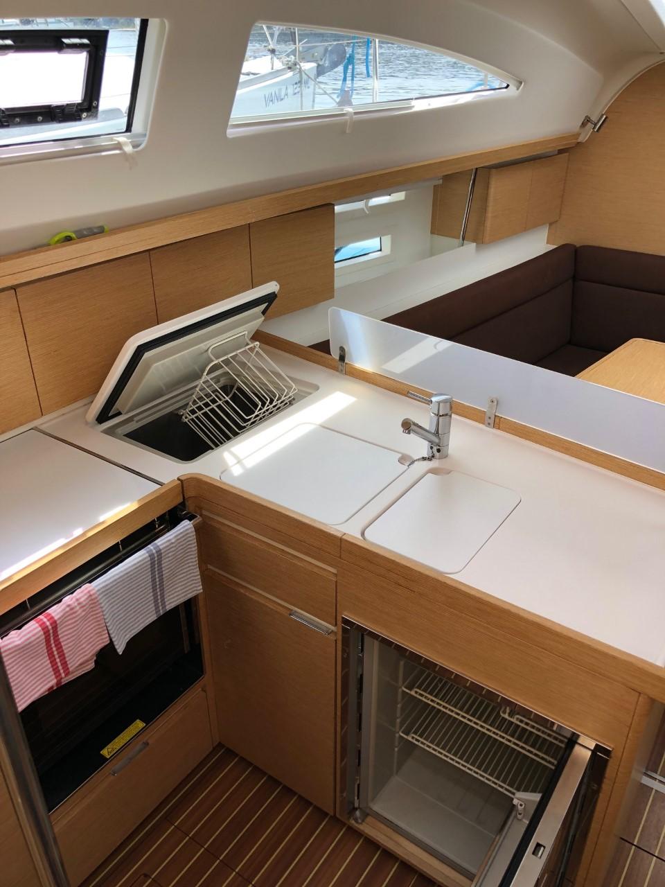 Elan Impression 40, picture 14