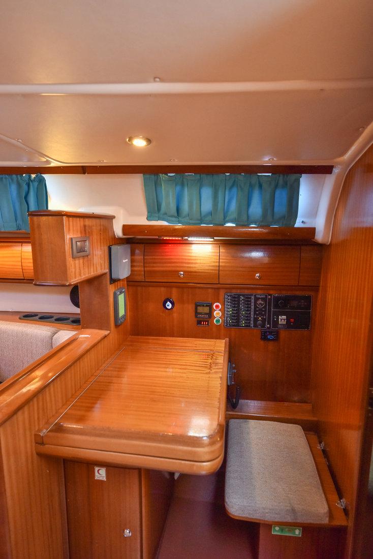 Bavaria 44, picture 8