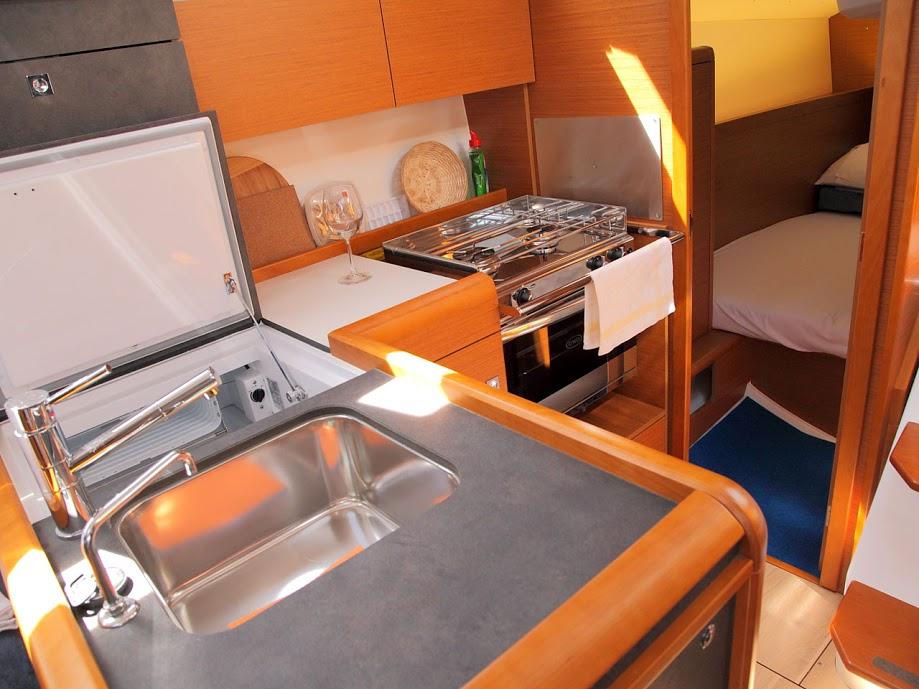 Sun Odyssey 349 - 3 cab., picture 14