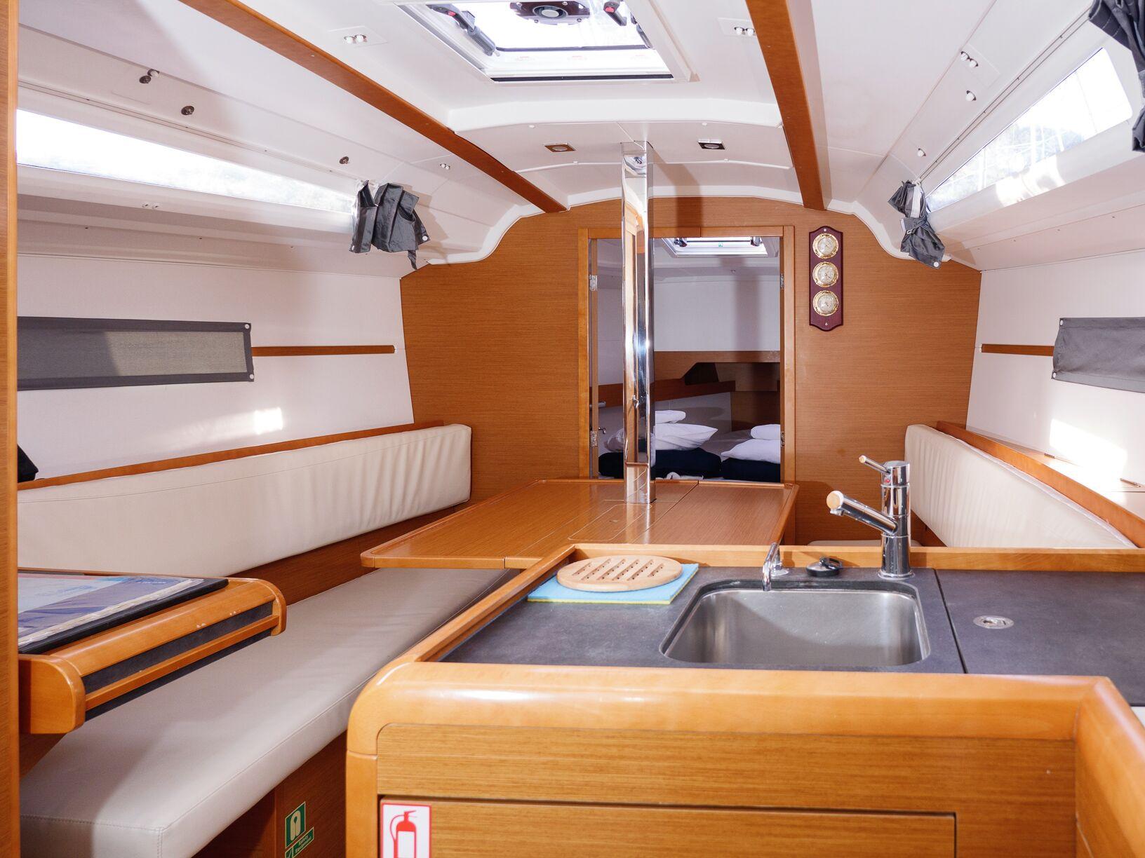 Sun Odyssey 349 - 3 cab., picture 10