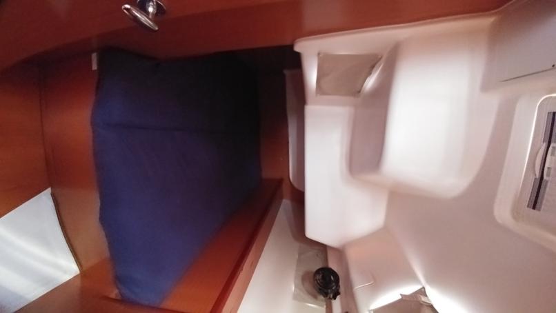 Oceanis 43, picture 19