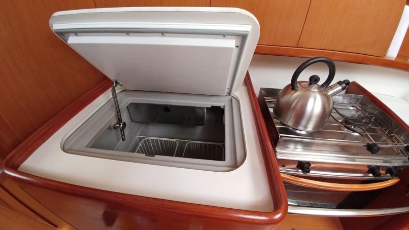 Oceanis 43, picture 17