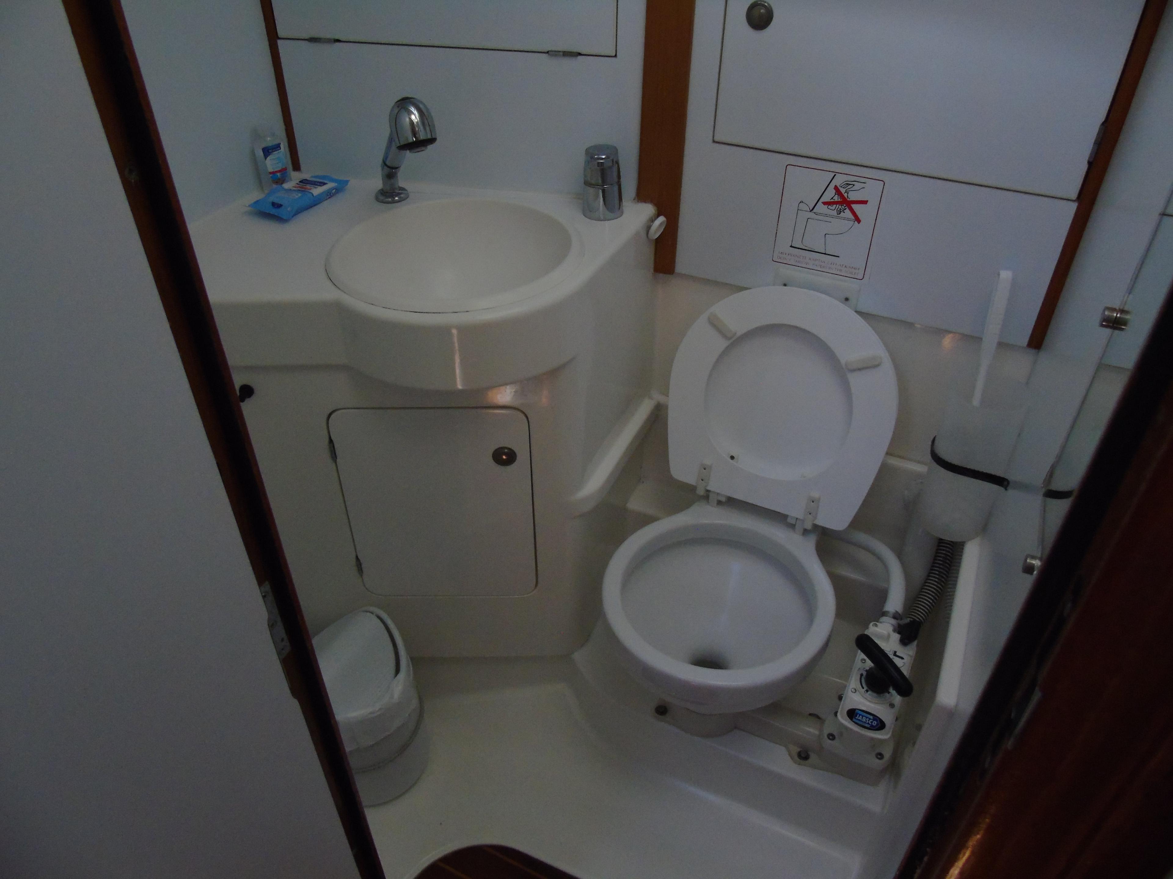 Sun Odyssey 37.1, picture 12