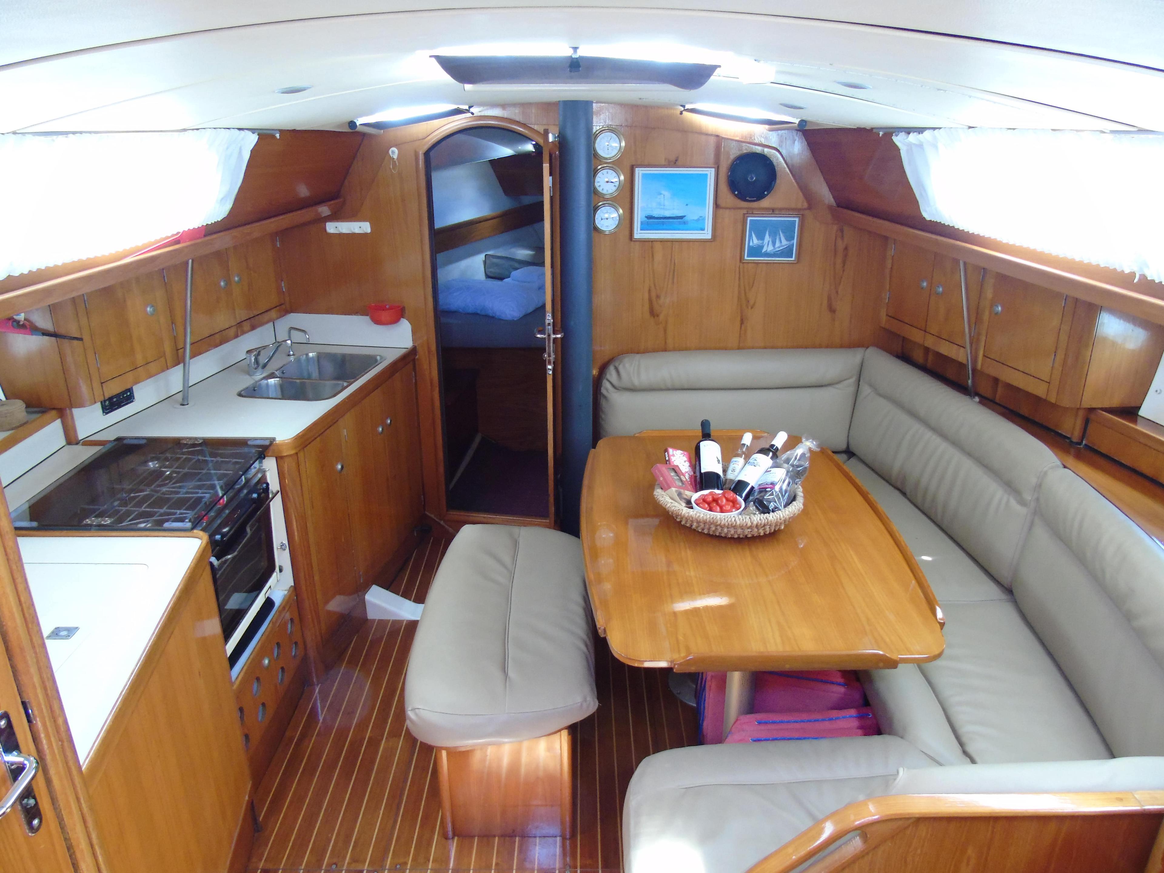 Sun Odyssey 37.1, picture 5