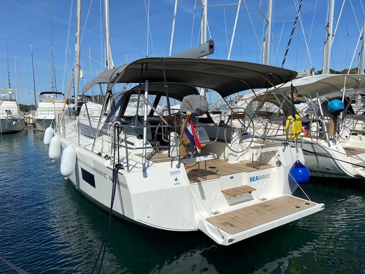 Bavaria C42, picture 5
