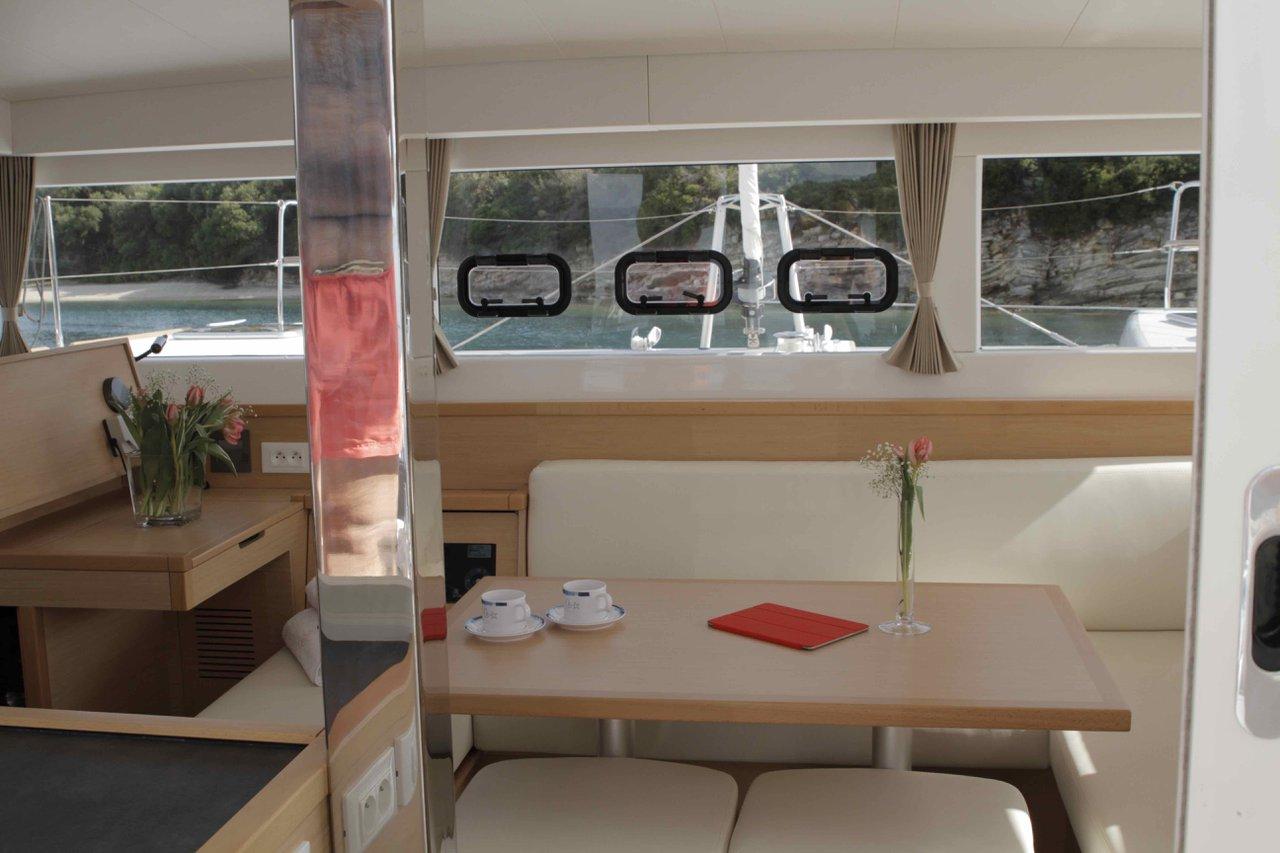 Lagoon 39 - 4 + 2 cab. - Lost Cat, picture 8