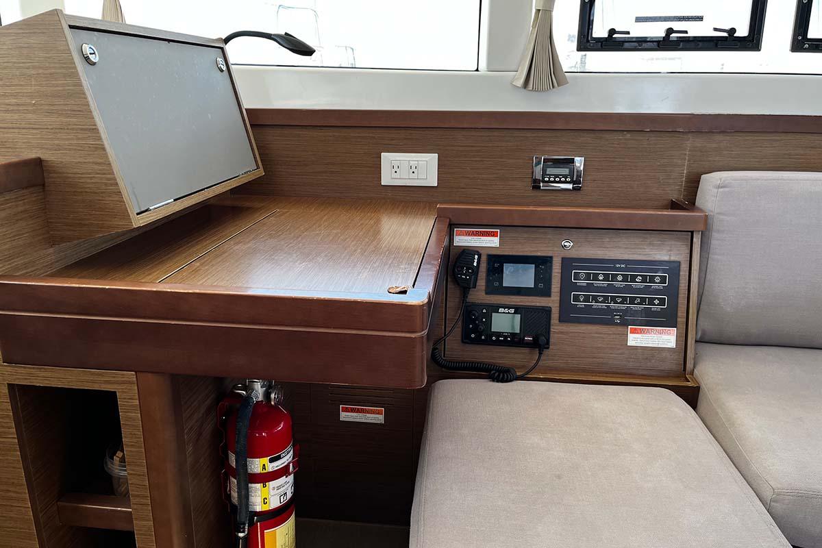 Lagoon 40 - 4 + 2 cab, picture 13