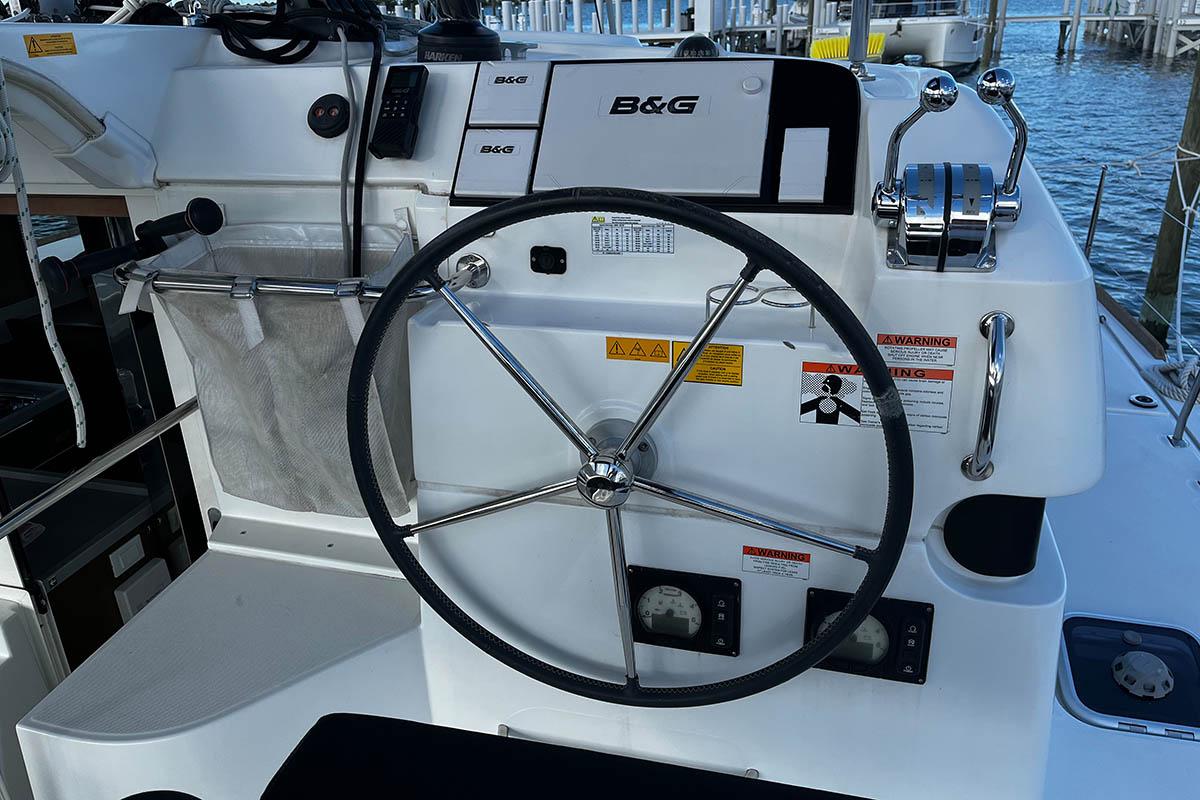 Lagoon 40 - 3 + 2 cab, picture 11