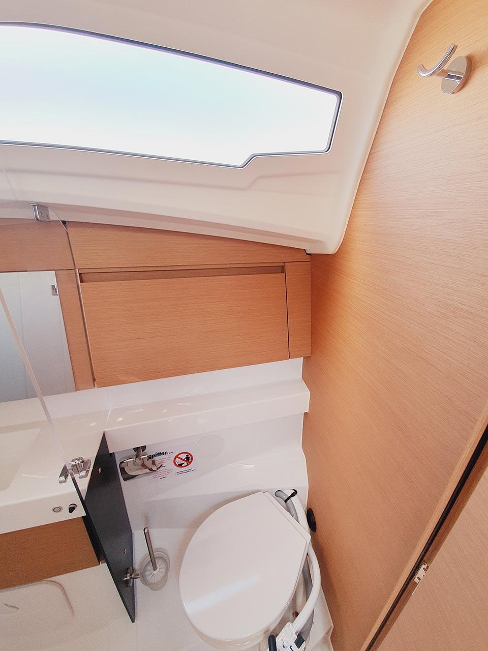 Sun Odyssey 410 - 3 cab., picture 16