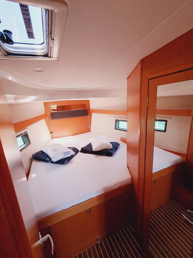 Bavaria C42, picture 10