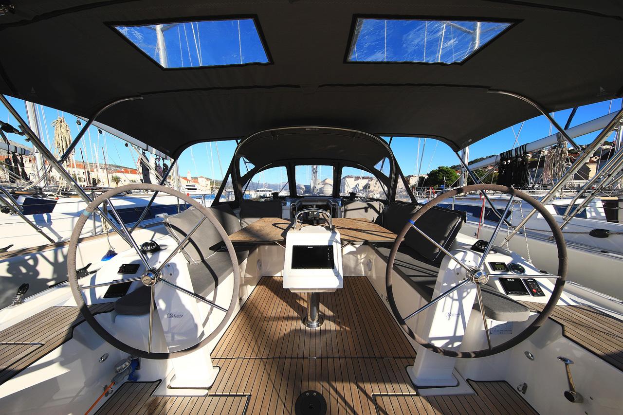 Bavaria C42 Style, picture 8