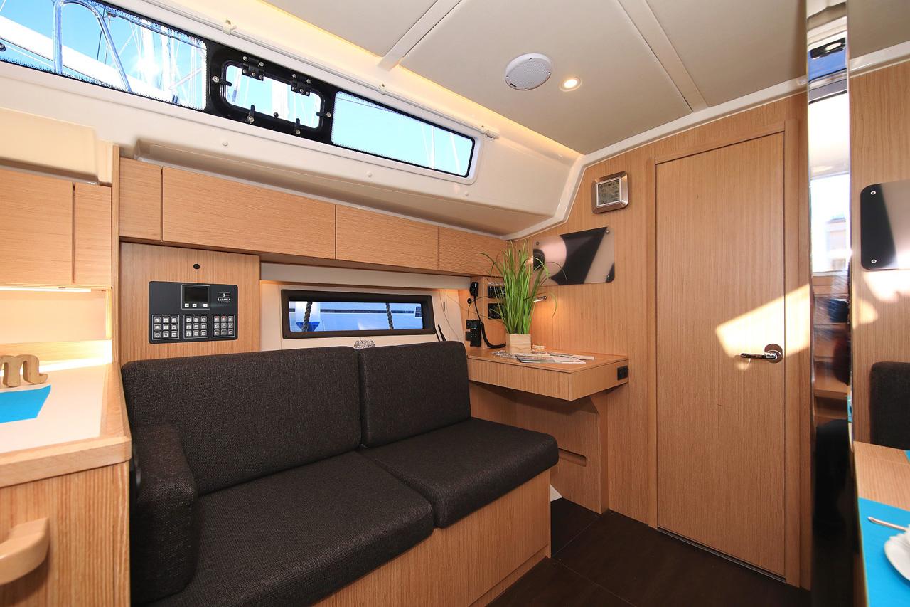 Bavaria C42 Style, picture 15