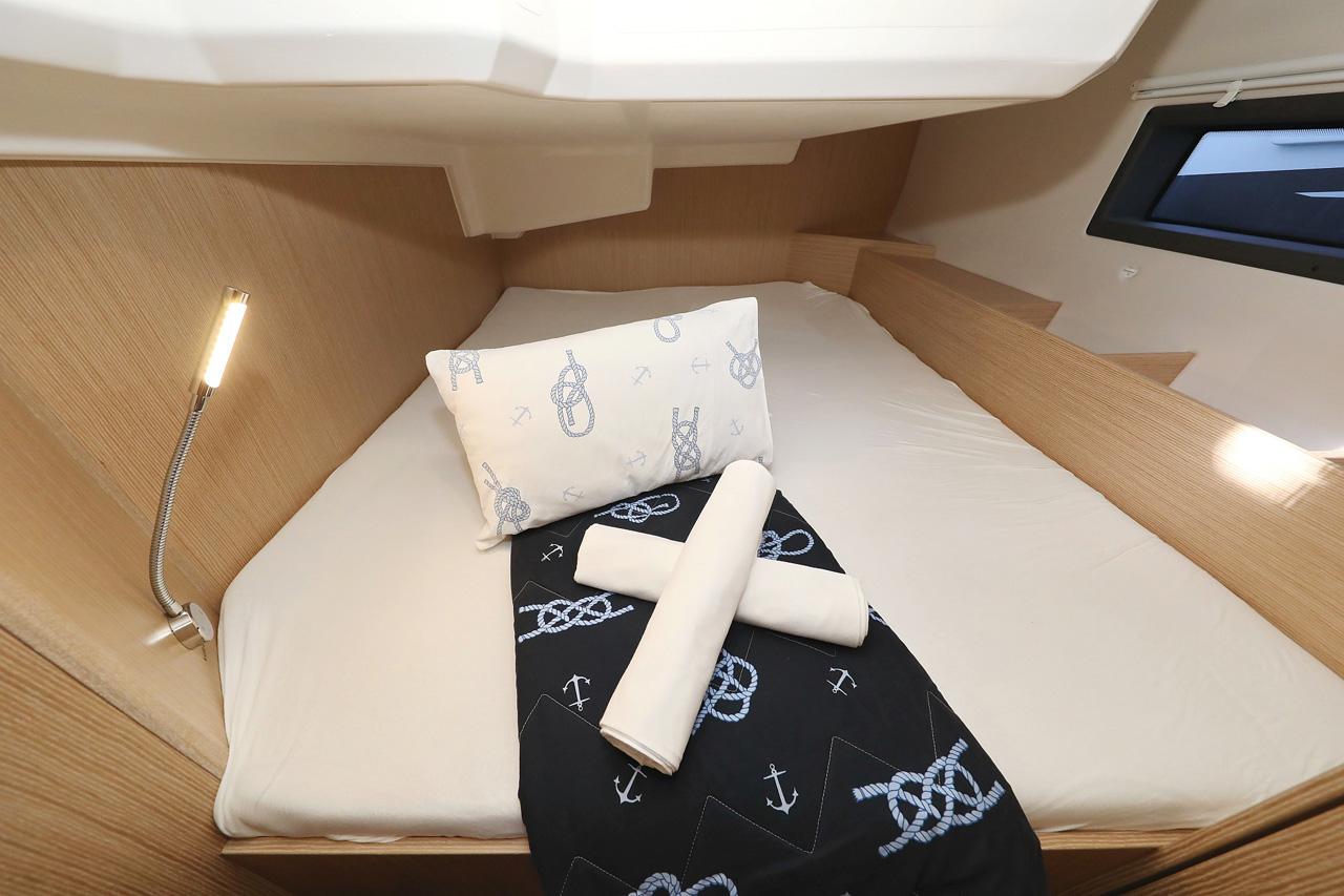 Bavaria C42 Style, picture 25