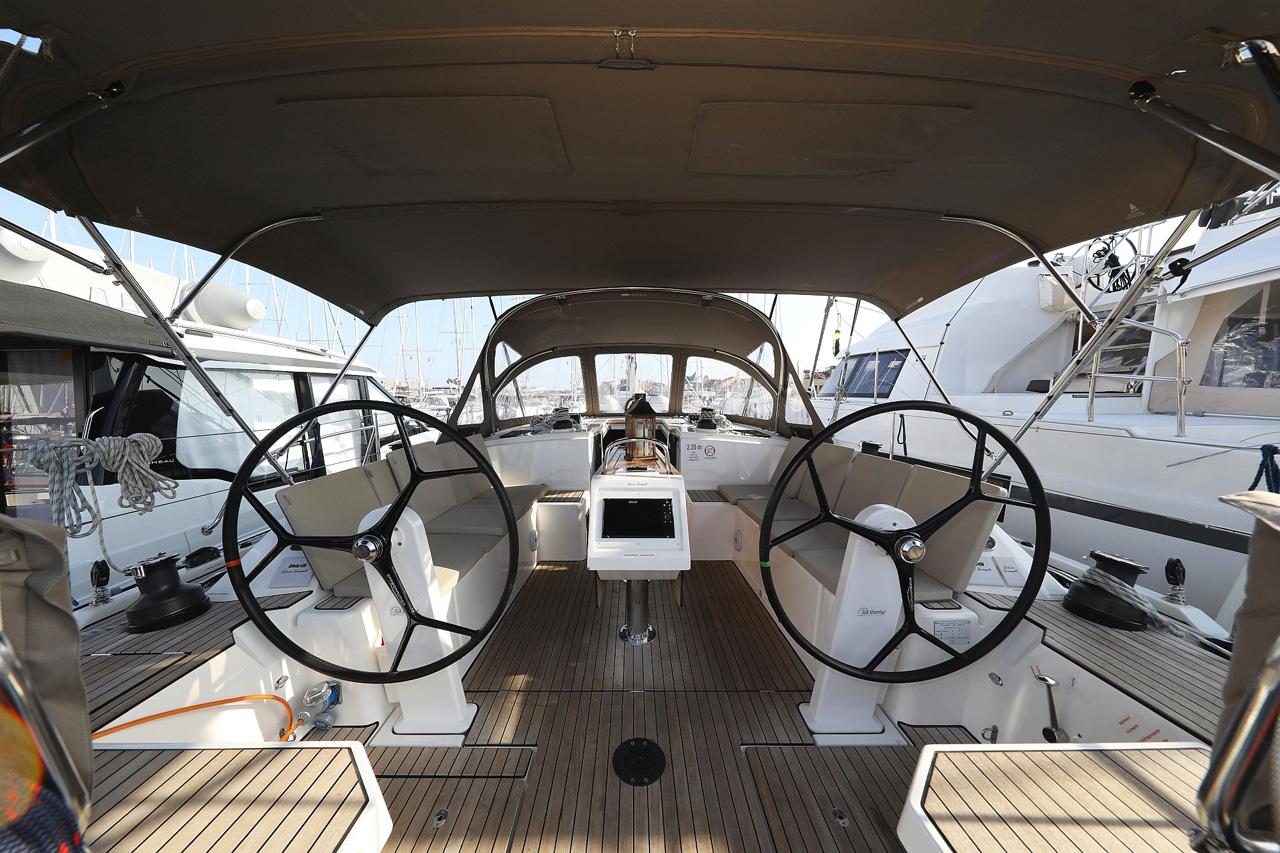 Bavaria C42 Style, picture 6