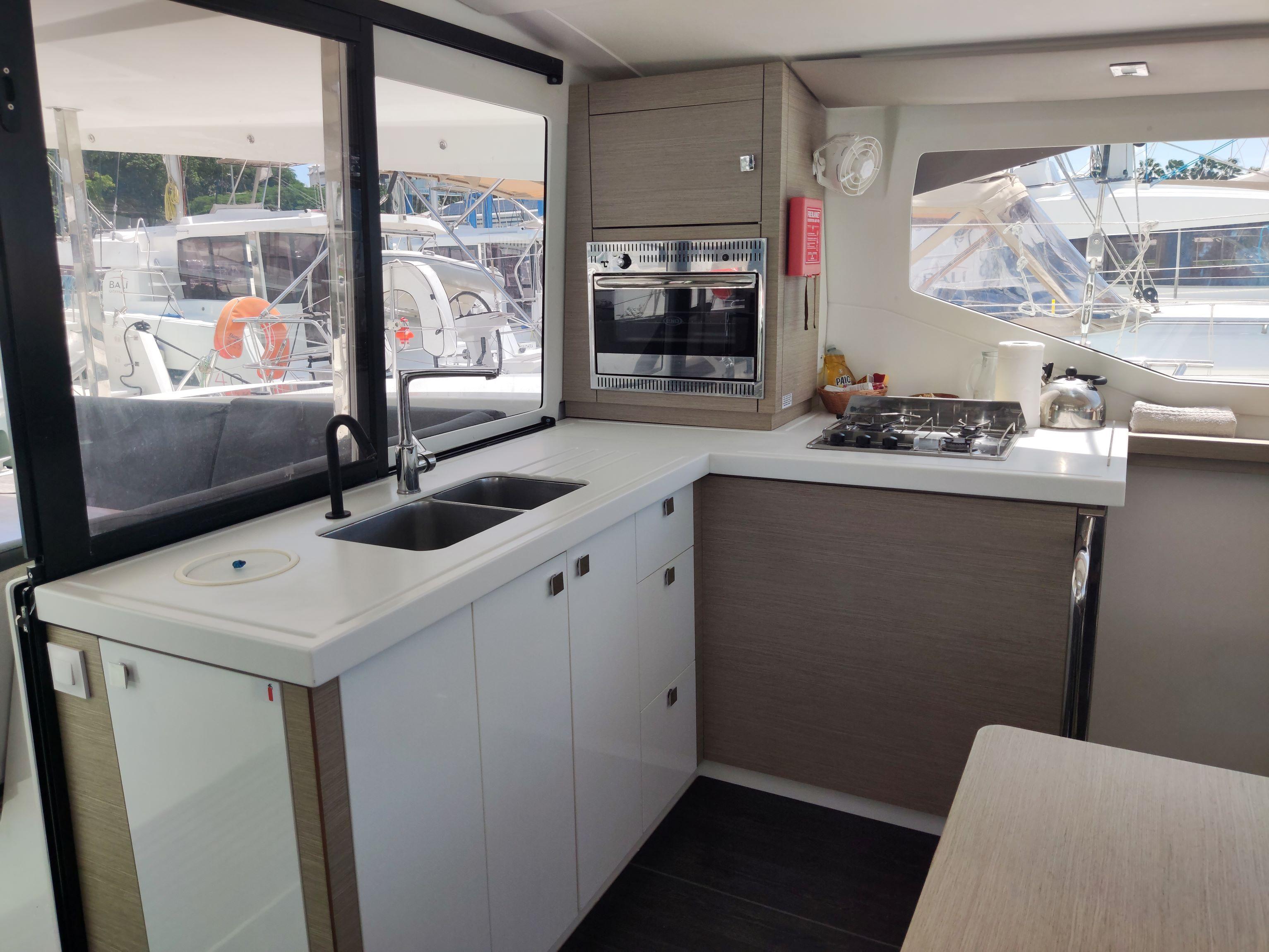 Fountaine Pajot Lucia 40 - 4 cab. - SALAKO II, picture 14