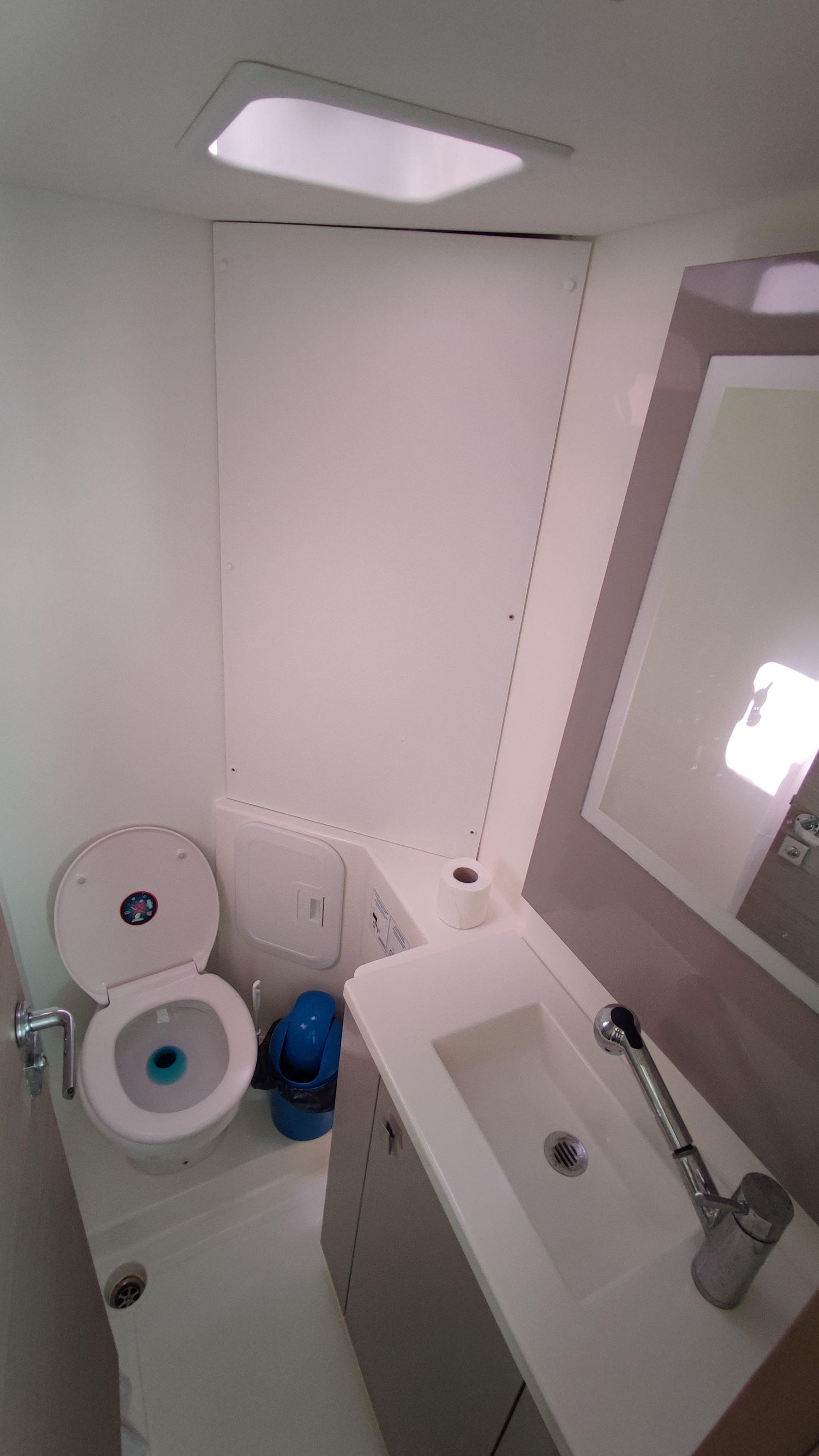 Fountaine Pajot Lucia 40 - 4 cab. - SALAKO II, picture 20