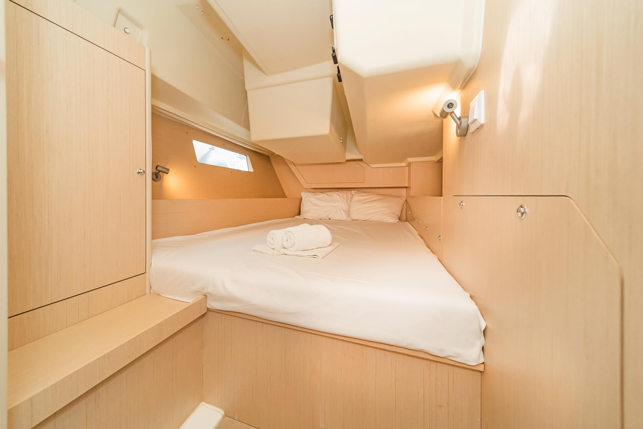 Oceanis 41.1, picture 4