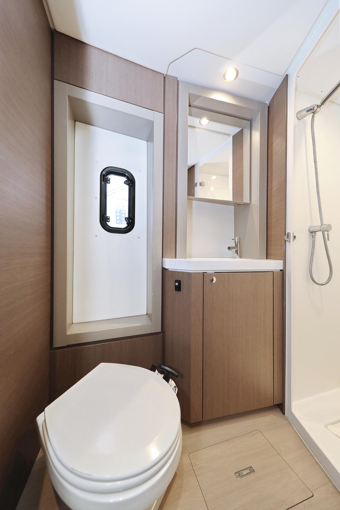 Bali 4.6 - 5 + 1 cab., picture 34