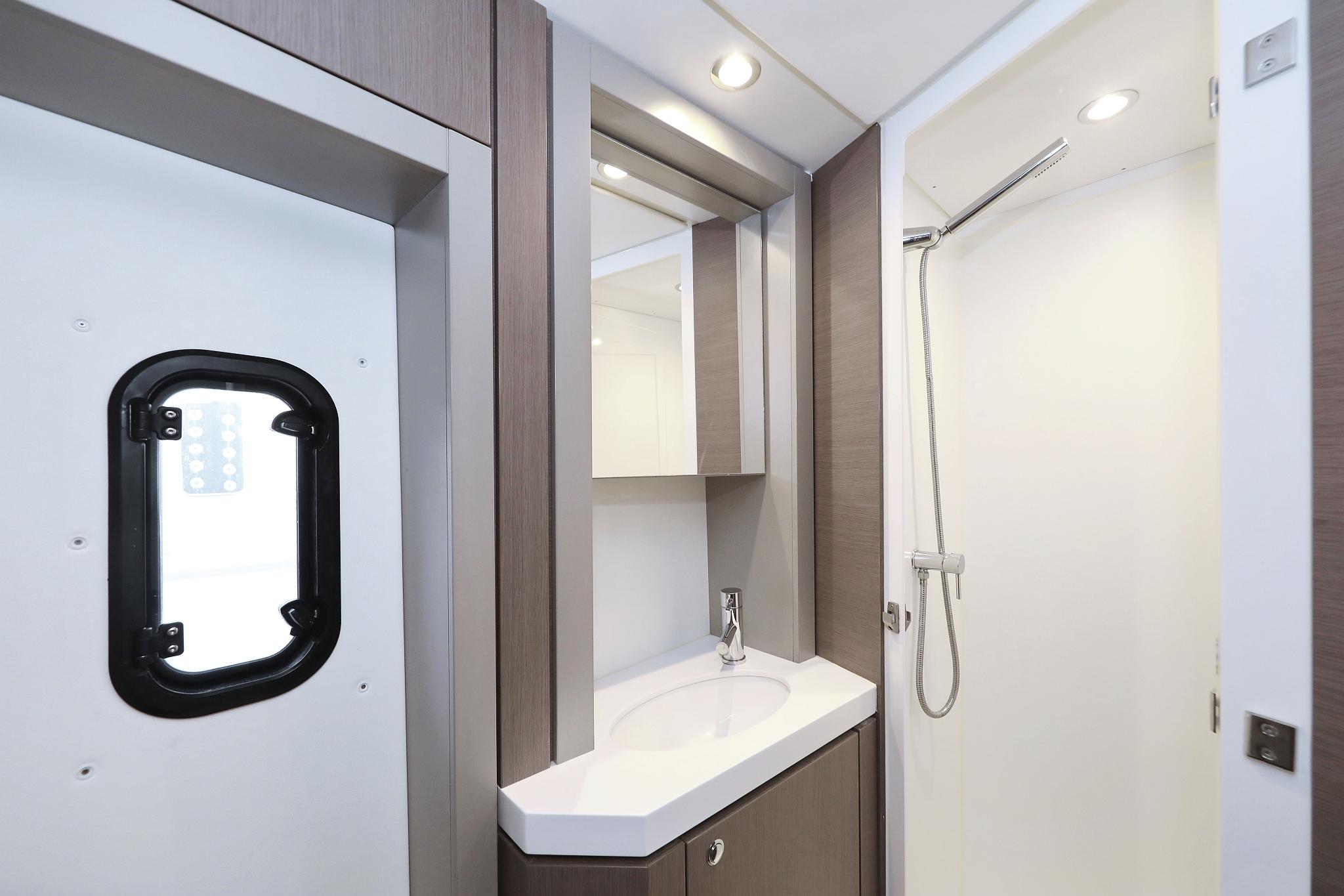 Bali 4.6 - 5 + 1 cab., picture 38