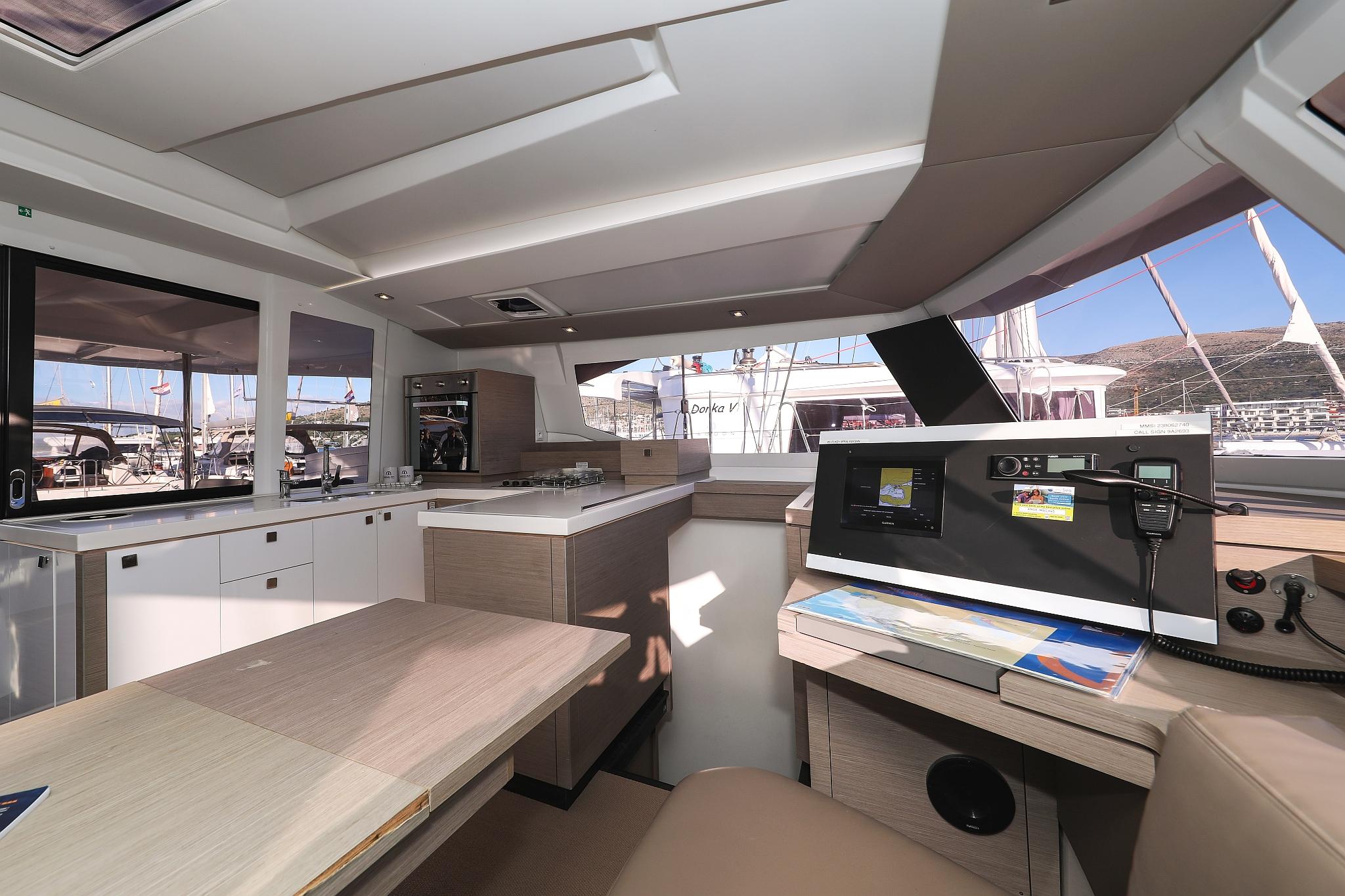 Fountaine Pajot Astrea 42 Quatuor, picture 18