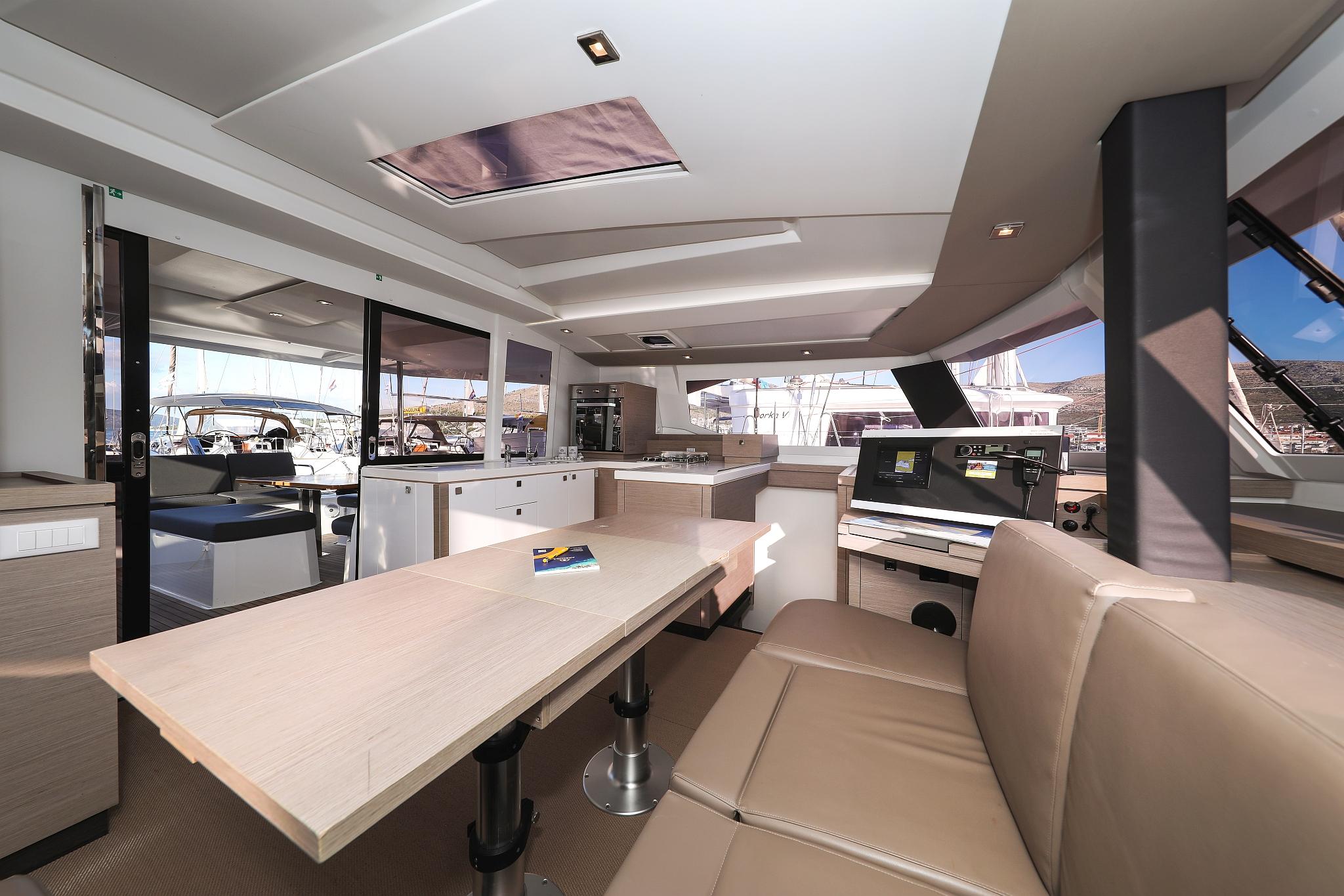 Fountaine Pajot Astrea 42 Quatuor, picture 16