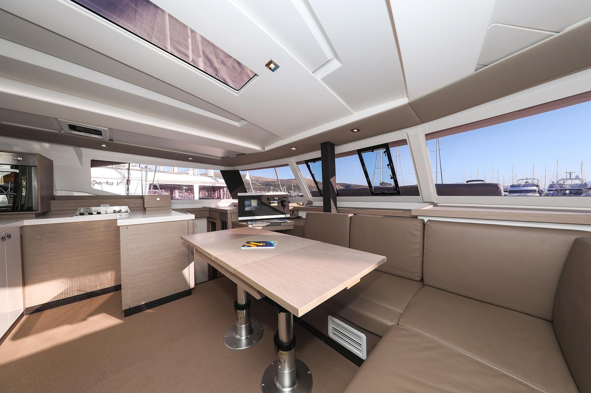 Fountaine Pajot Astrea 42 Quatuor, picture 15
