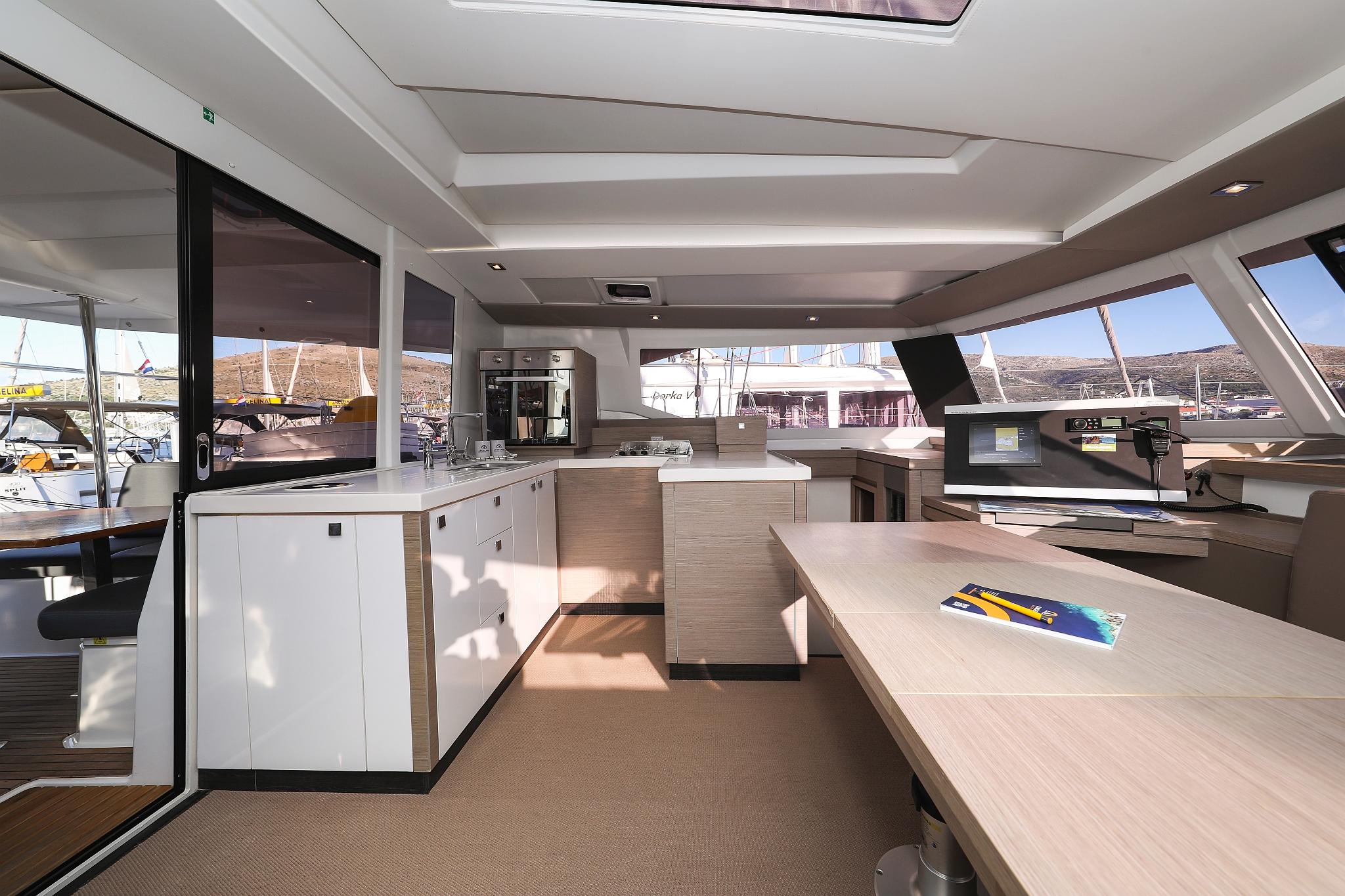 Fountaine Pajot Astrea 42 Quatuor, picture 19