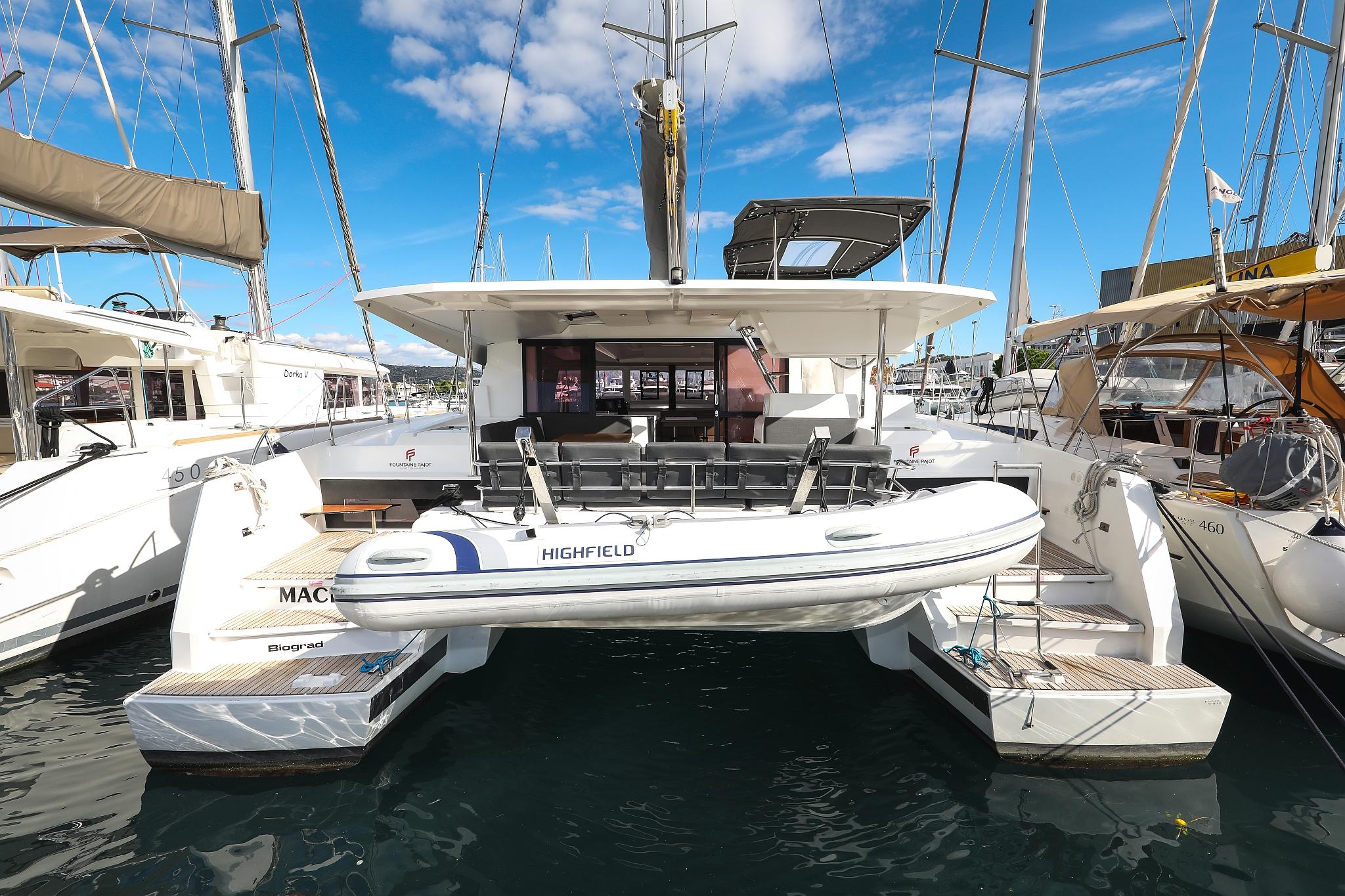 Fountaine Pajot Astrea 42 Quatuor, picture 3