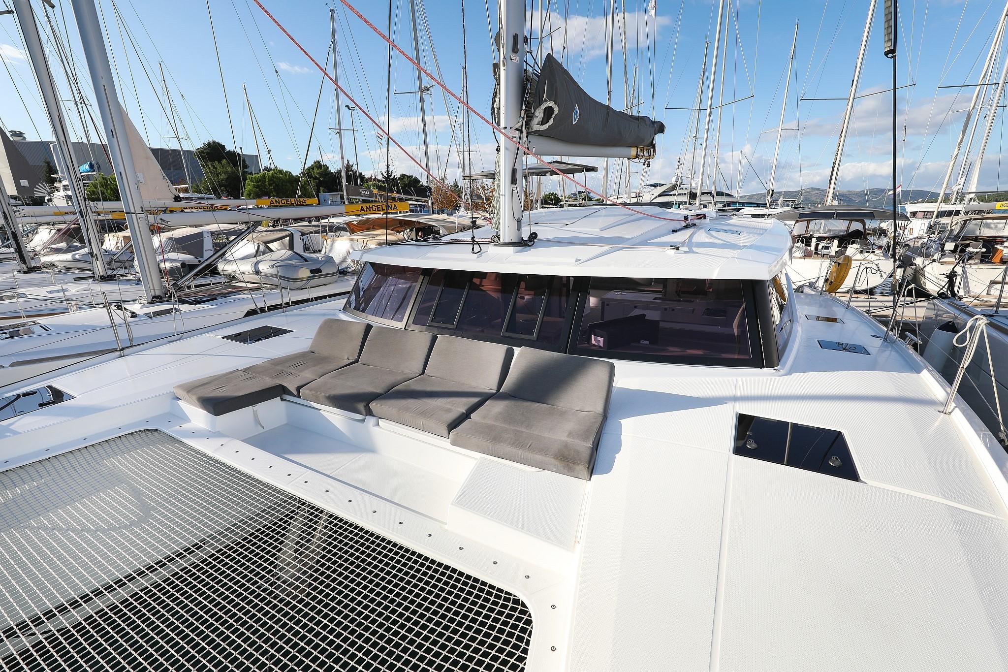 Fountaine Pajot Astrea 42 Quatuor, picture 12