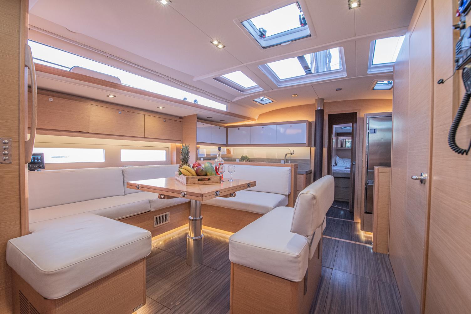 Dufour 530 - 5 + 1 cab., picture 7