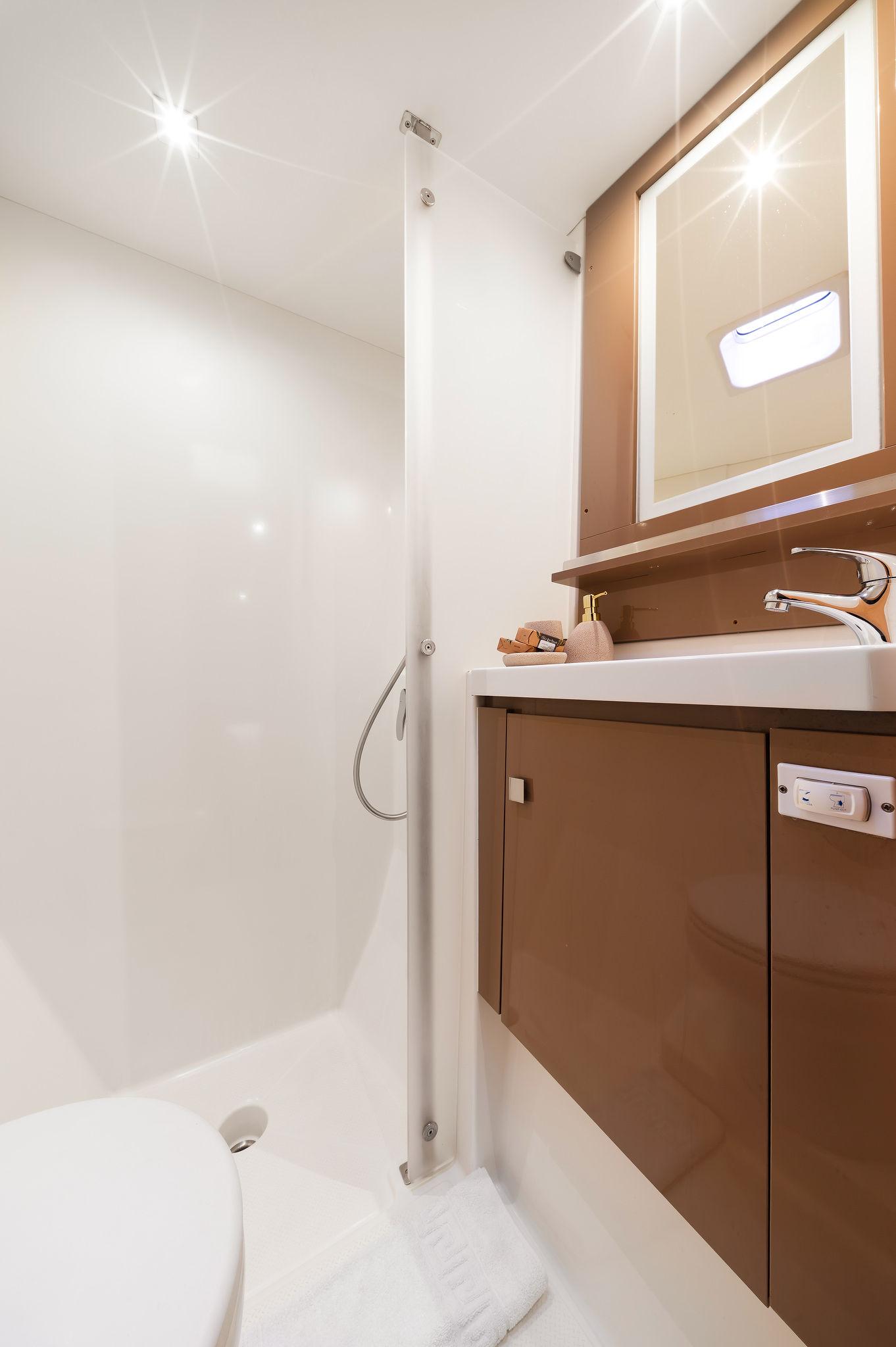 Fountaine Pajot Saba 50 - 6 + 1 cab., picture 37