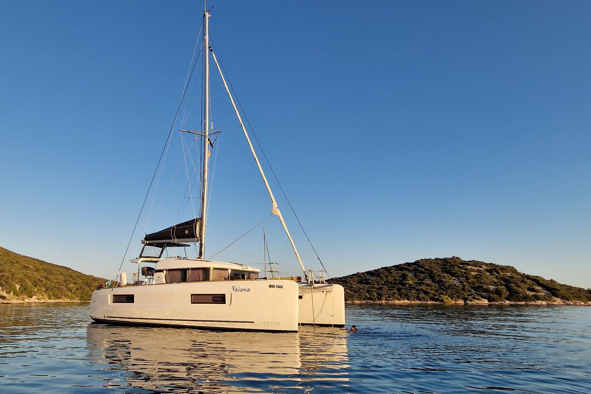 Lagoon 40 - 4 + 2 cab - Vaiana, picture 11