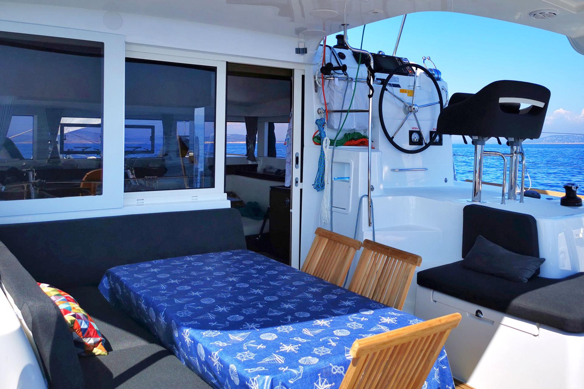 Lagoon 40 - 4 + 2 cab - Vaiana, picture 9