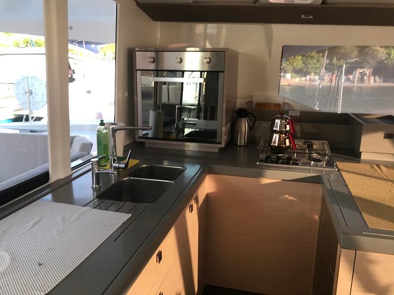 Fountaine Pajot Astrea 42 - 4 + 1 cab. - Bonita, picture 8