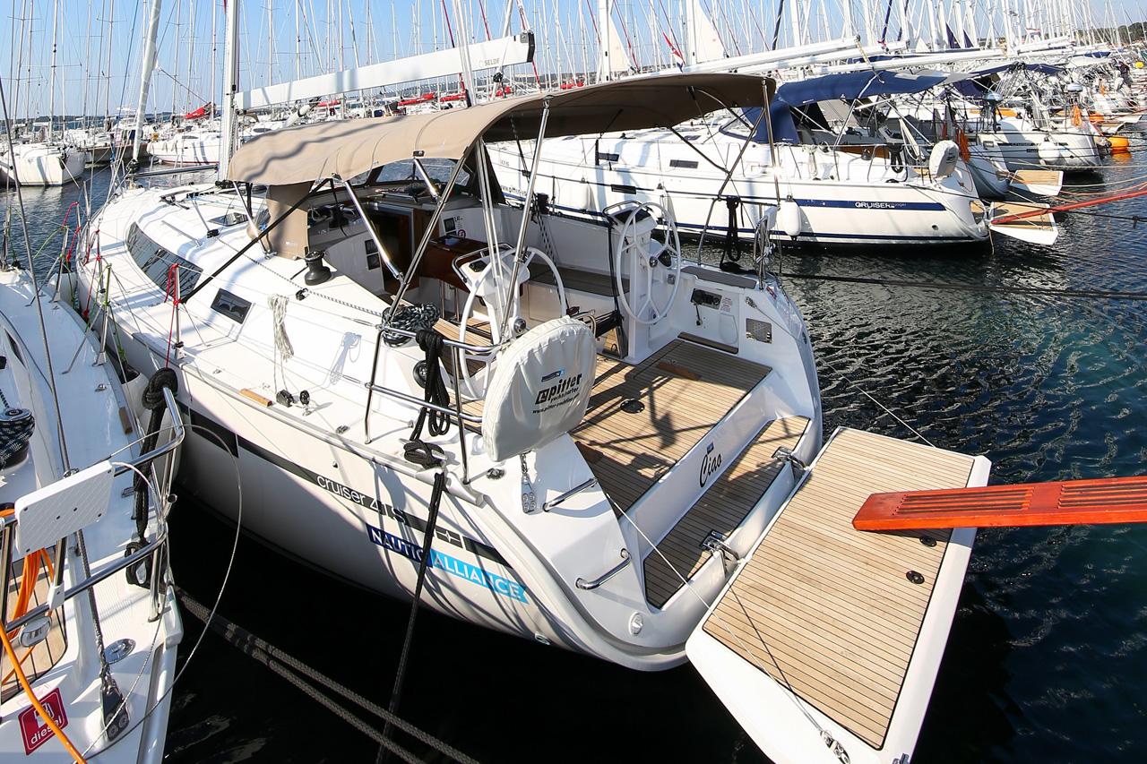 Bavaria Cruiser 41S, picture 1