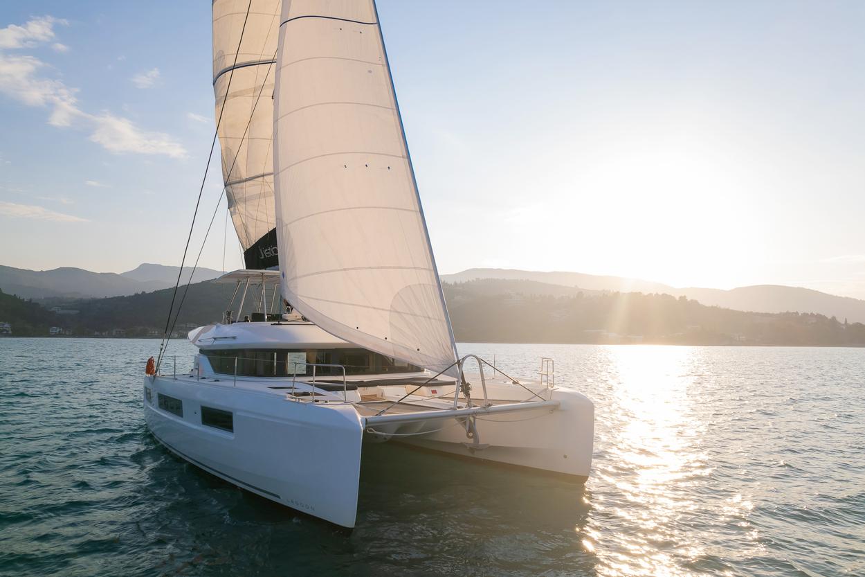 Lagoon 50 - 6 + 2 cab., picture 5