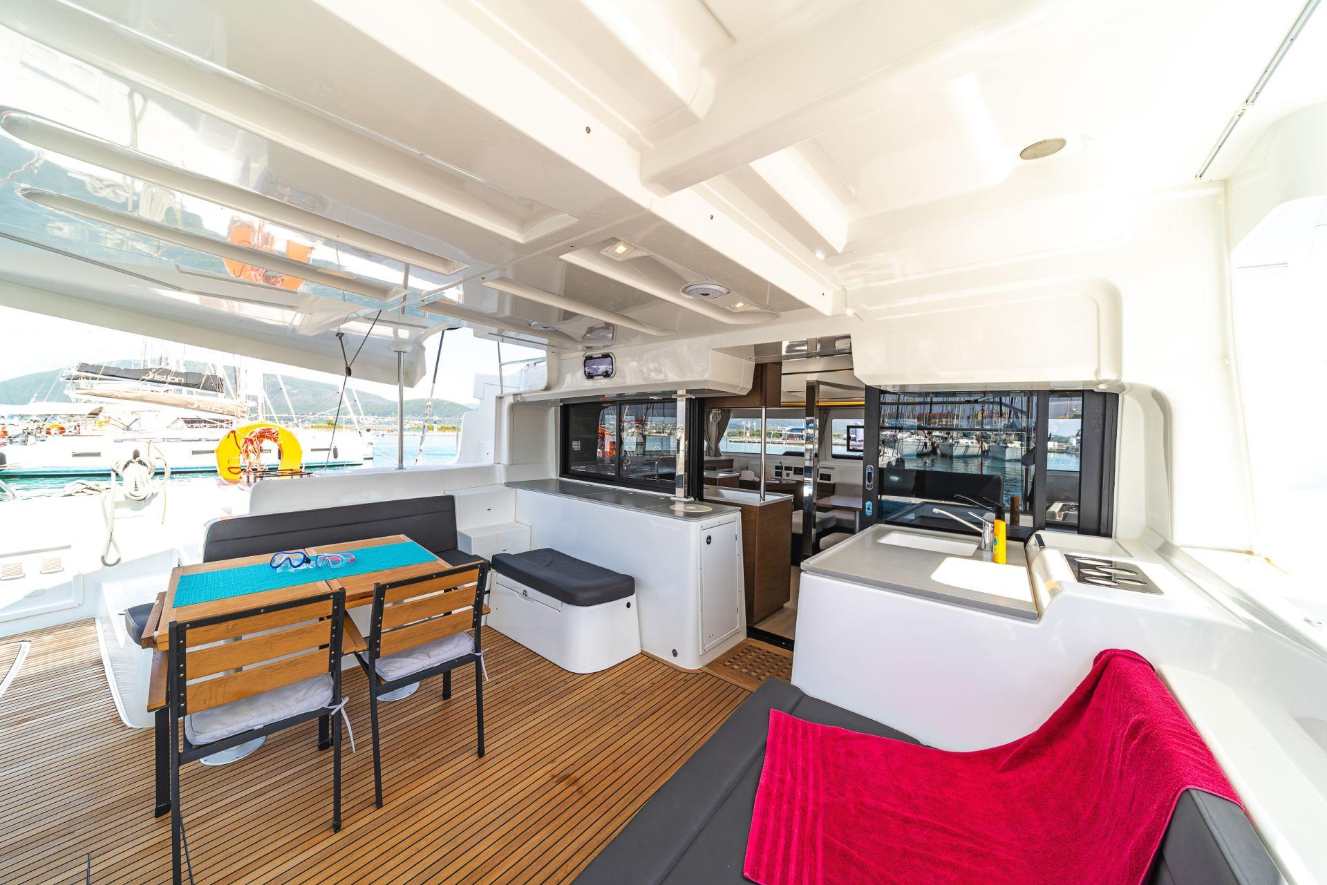 Lagoon 46 - 4 + 2 cab., picture 10
