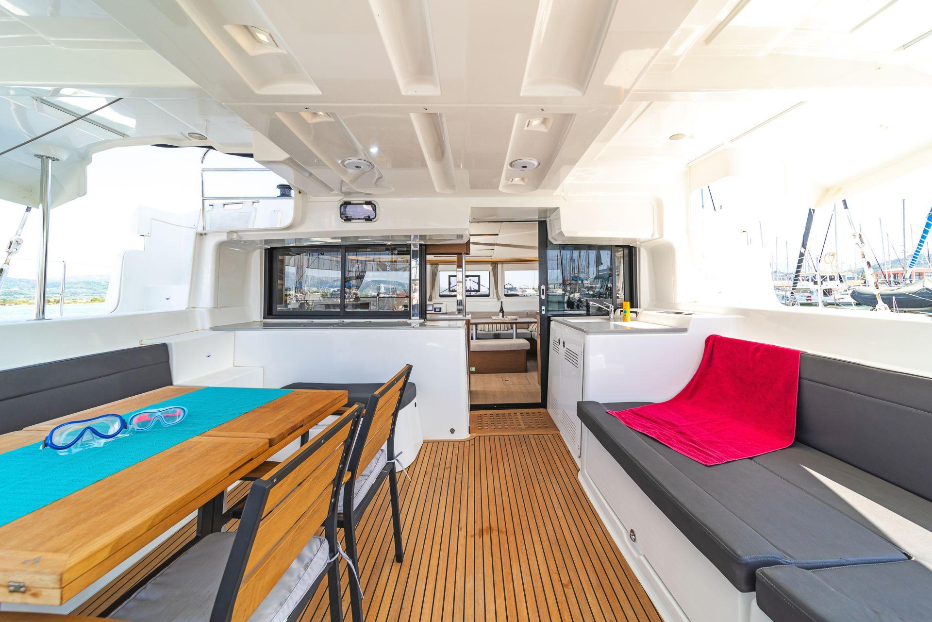 Lagoon 46 - 4 + 2 cab., picture 9