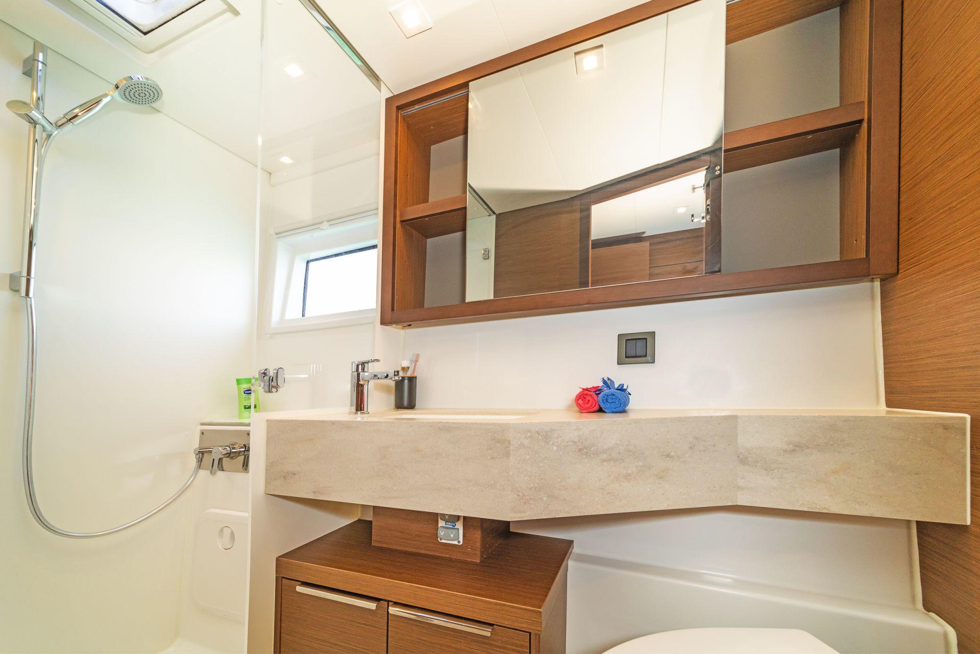 Lagoon 46 - 4 + 2 cab., picture 21