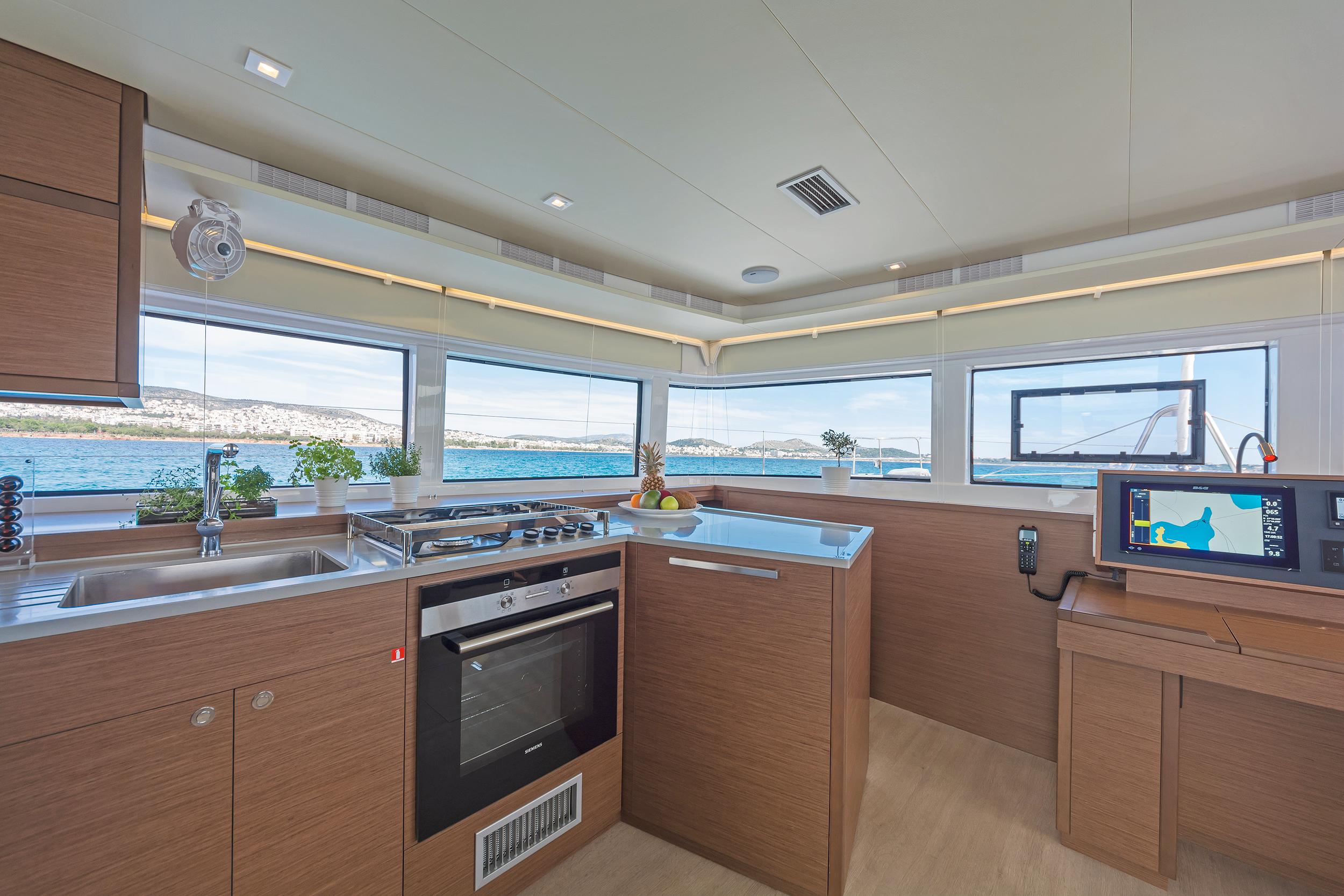 Lagoon 52 - 6 cab., picture 19