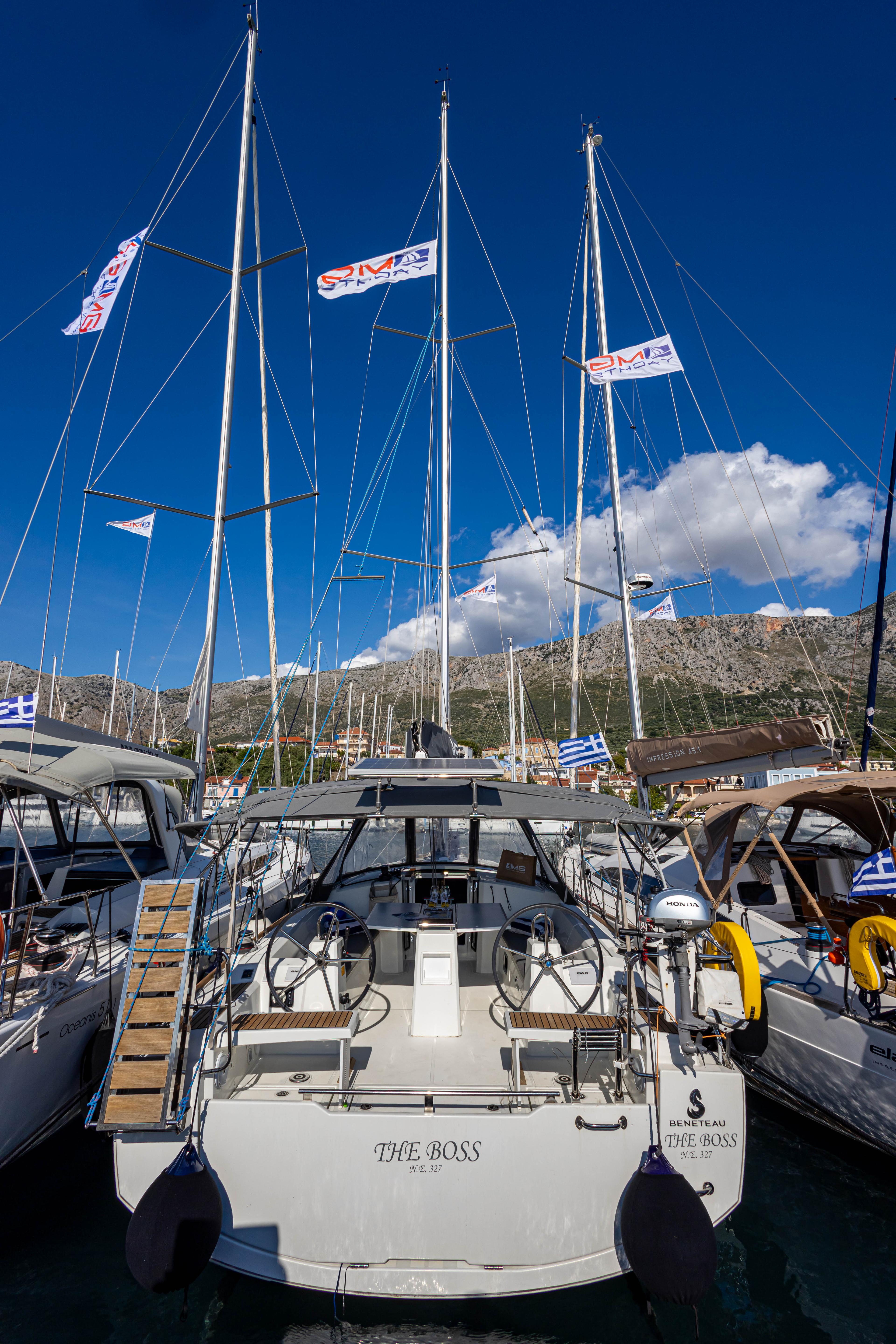 Oceanis 38.1, picture 3