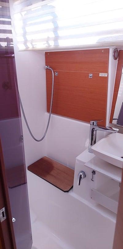 Dufour 430 GL, picture 15