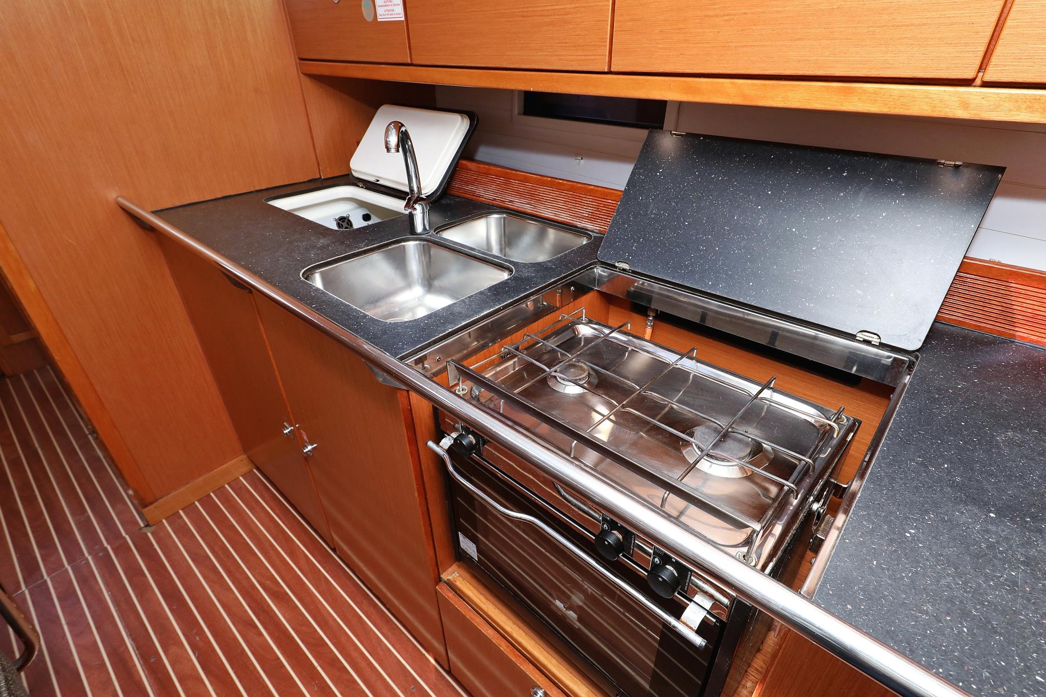 Bavaria Cruiser 40 S, picture 40