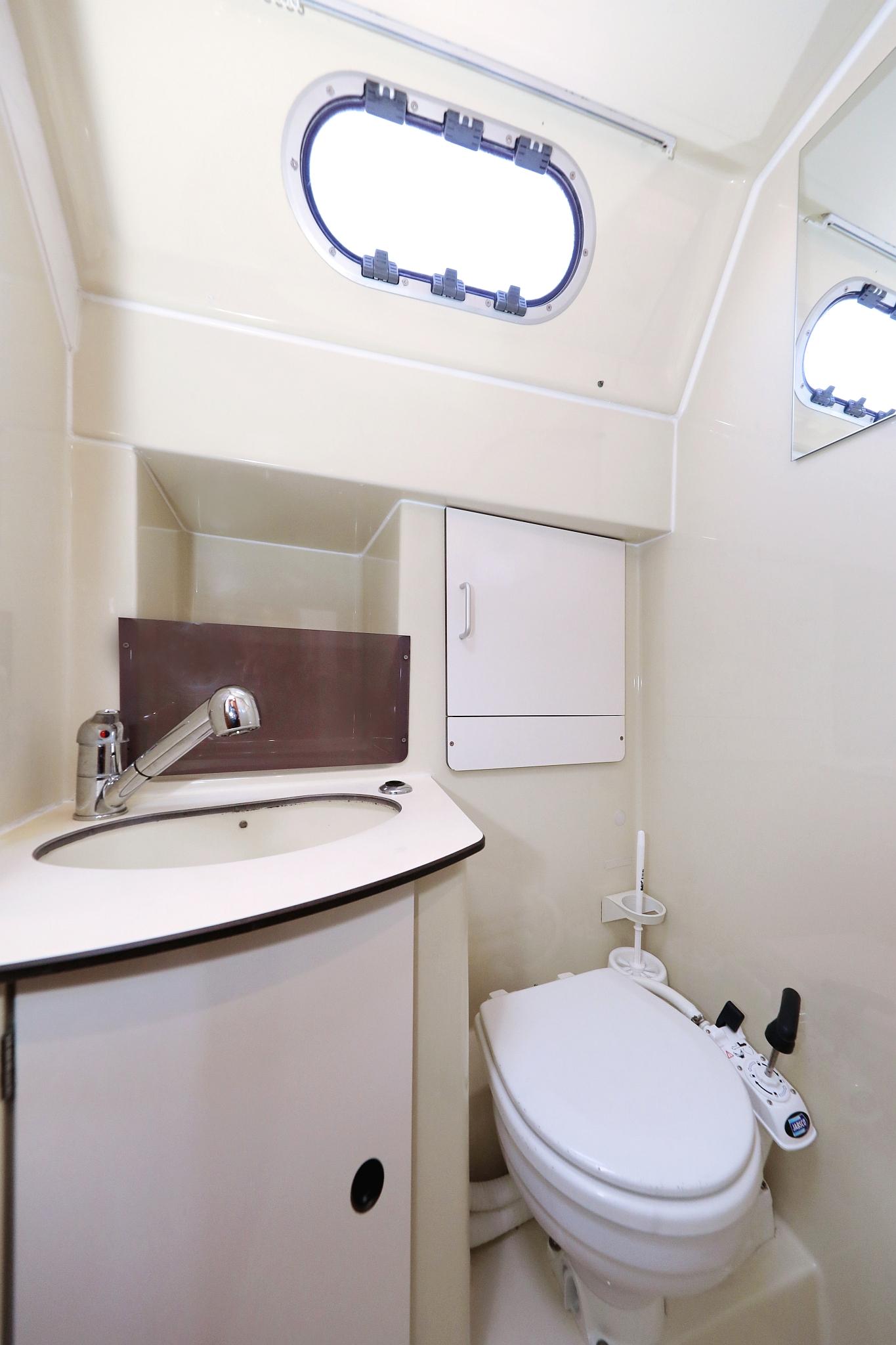 Gib Sea 51, picture 39