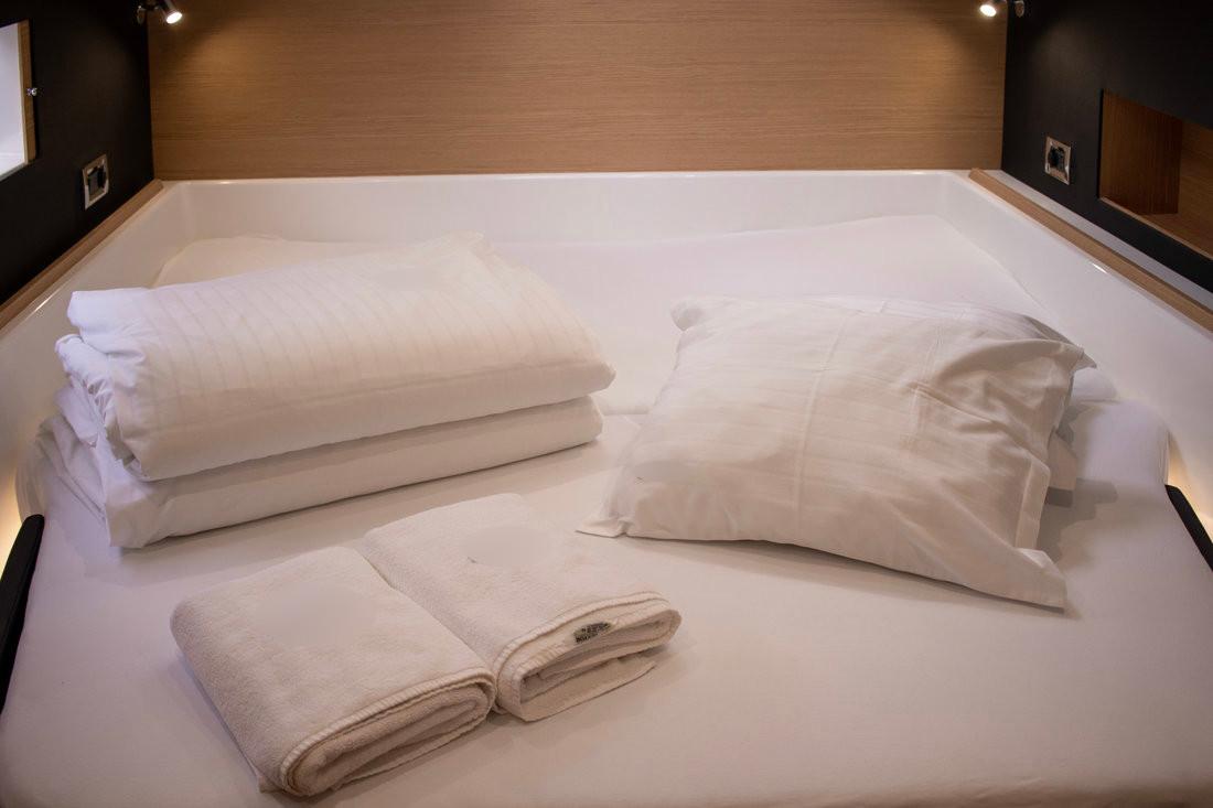 Dufour 48 Catamaran - 5 + 1 cab., picture 19