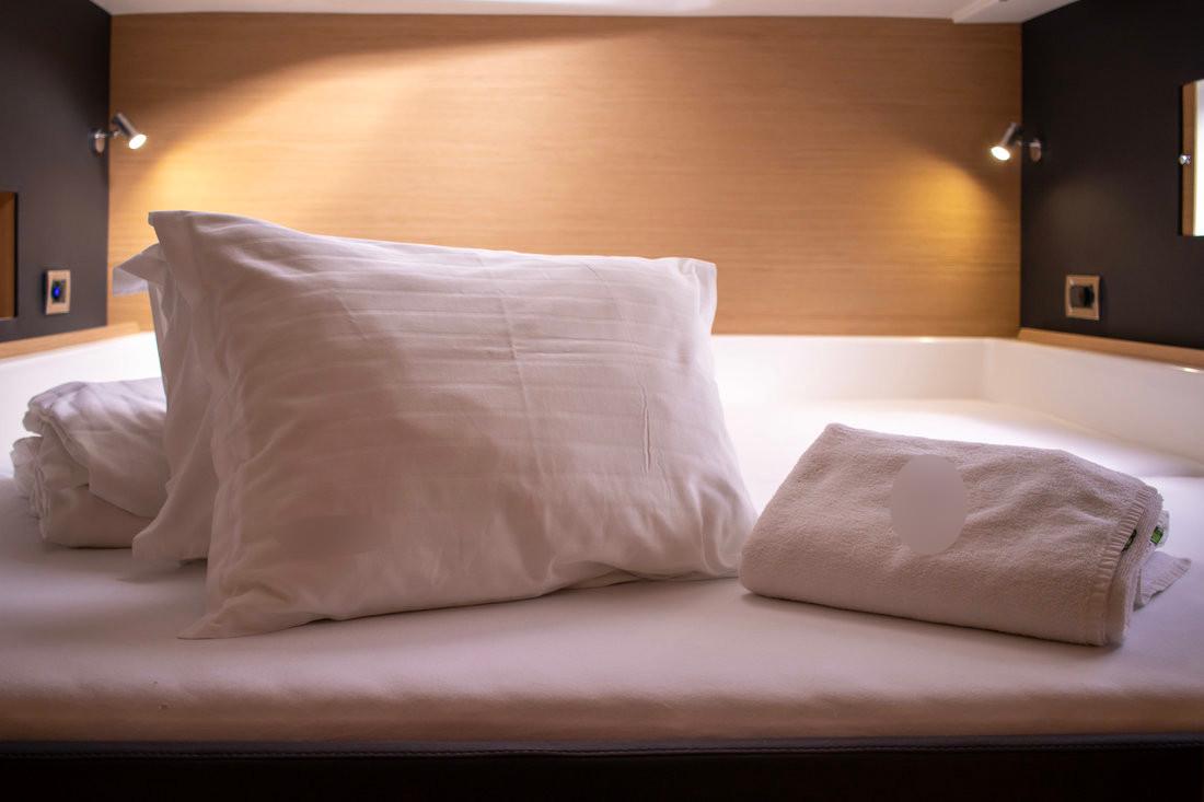 Dufour 48 Catamaran - 5 + 1 cab., picture 22